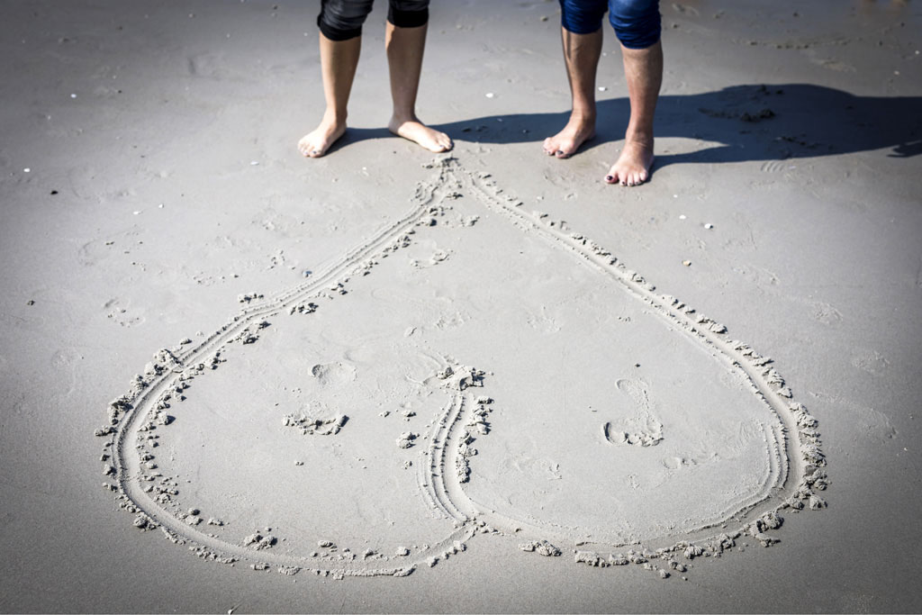 Urheberrechtlich geschuetzte Aufnahmen. Jede Verwendung ist honorarpflichtig und muss beim Urheber vorher angezeigt werden!  [CREDIT: Lars Berg / WWW.LARSBERG.EU Ê- Lars Berg, Von der Tinnenstrasse 13, 48145 Muenster, Germany, mobile +49 179 1379630, Bank: Commerzbank Mnster, IBAN: DE09 4008 0040 0600 9372 00 BIC: DRES DE FF 400, Finanzamt Muenster-Innenstadt, Steuernummer 337/5017/1774, USt-IdNr. DE247738150 - Verwendung nur gegen Namensnennung, Beleg und Honorar entsprechend aktueller MFMPreisliste zzgl. 7 Prozent MwSt - Bei der Verwendung ausserhalb journalistischer Berichterstattung (z.B. Werbung etc.) bitte vorher mit dem Autor Kontakt aufnehmen. Es wird grundsaetzlich keine Einholung von Persoenlichkeits-, Kunst- oder Markenrechten zugesichert, es sei denn, dies ist hier in der Bildbeschriftung ausdruecklich vermerkt. Die Einholung dieser Rechte obliegt dem Nutzer. Es gelten die unter WWW.LARSBERG.EU aufgefhrten AGB. - NO MODEL RELEASE - ]