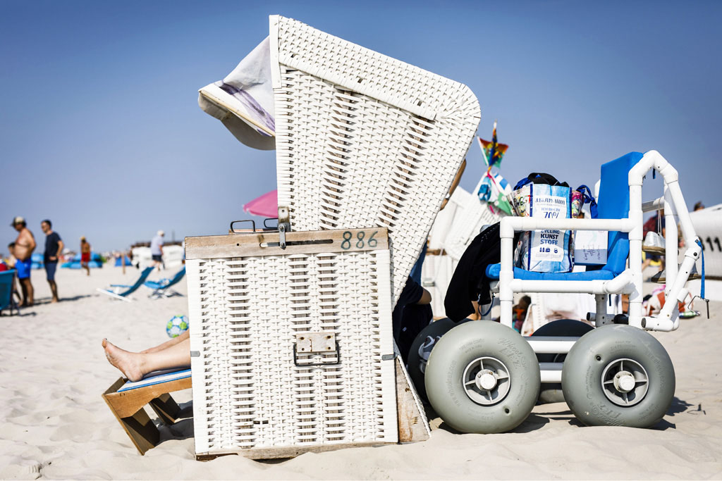 Urheberrechtlich geschuetzte Aufnahmen. Jede Verwendung ist honorarpflichtig und muss beim Urheber vorher angezeigt werden!  [CREDIT: Lars Berg / WWW.LARSBERG.EU Ê- Lars Berg, Von der Tinnenstrasse 13, 48145 Muenster, Germany, mobile +49 179 1379630, Bank: Commerzbank Mnster, IBAN: DE09 4008 0040 0600 9372 00 BIC: DRES DE FF 400, Finanzamt Muenster-Innenstadt, Steuernummer 337/5017/1774, USt-IdNr. DE247738150 - Verwendung nur gegen Namensnennung, Beleg und Honorar entsprechend aktueller MFMPreisliste zzgl. 7 Prozent MwSt - Bei der Verwendung ausserhalb journalistischer Berichterstattung (z.B. Werbung etc.) bitte vorher mit dem Autor Kontakt aufnehmen. Es wird grundsaetzlich keine Einholung von Persoenlichkeits-, Kunst- oder Markenrechten zugesichert, es sei denn, dies ist hier in der Bildbeschriftung ausdruecklich vermerkt. Die Einholung dieser Rechte obliegt dem Nutzer. Es gelten die unter WWW.LARSBERG.EU aufgefhrten AGB. - NO MODEL RELEASE - ]