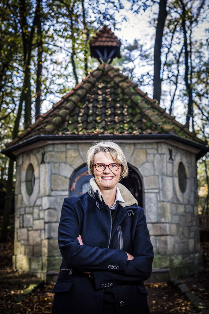 Urheberrechtlich geschuetzte Aufnahmen. Jede Verwendung ist honorarpflichtig und muss beim Urheber vorher angezeigt werden!  [CREDIT: Lars Berg / WWW.LARSBERG.EU Ê- Lars Berg, Von der Tinnenstrasse 13, 48145 Muenster, Germany, mobile +49 179 1379630, Bank: Commerzbank Mnster, IBAN: DE09 4008 0040 0600 9372 00 BIC: DRES DE FF 400, Finanzamt Muenster-Innenstadt, Steuernummer 337/5017/1774, USt-IdNr. DE247738150 - Verwendung nur gegen Namensnennung, Beleg und Honorar entsprechend aktueller MFMPreisliste zzgl. 7 Prozent MwSt - Bei der Verwendung ausserhalb journalistischer Berichterstattung (z.B. Werbung etc.) bitte vorher mit dem Autor Kontakt aufnehmen. Es wird grundsaetzlich keine Einholung von Persoenlichkeits-, Kunst- oder Markenrechten zugesichert, es sei denn, dies ist hier in der Bildbeschriftung ausdruecklich vermerkt. Die Einholung dieser Rechte obliegt dem Nutzer. Es gelten die unter WWW.LARSBERG.EU aufgefhrten AGB. - NO MODEL RELEASE - ]