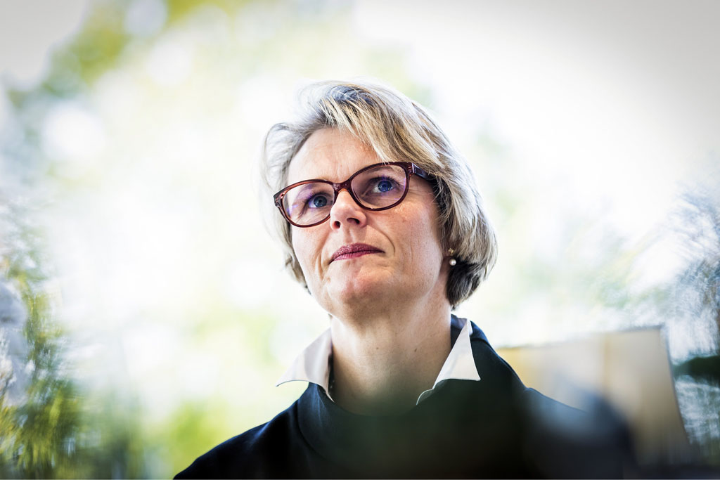 Urheberrechtlich geschuetzte Aufnahmen. Jede Verwendung ist honorarpflichtig und muss beim Urheber vorher angezeigt werden!  [CREDIT: Lars Berg / WWW.LARSBERG.EU Ê- Lars Berg, Von der Tinnenstrasse 13, 48145 Muenster, Germany, mobile +49 179 1379630, Bank: Commerzbank Mnster, IBAN: DE09 4008 0040 0600 9372 00 BIC: DRES DE FF 400, Finanzamt Muenster-Innenstadt, Steuernummer 337/5017/1774, USt-IdNr. DE247738150 - Verwendung nur gegen Namensnennung, Beleg und Honorar entsprechend aktueller MFMPreisliste zzgl. 7 Prozent MwSt - Bei der Verwendung ausserhalb journalistischer Berichterstattung (z.B. Werbung etc.) bitte vorher mit dem Autor Kontakt aufnehmen. Es wird grundsaetzlich keine Einholung von Persoenlichkeits-, Kunst- oder Markenrechten zugesichert, es sei denn, dies ist hier in der Bildbeschriftung ausdruecklich vermerkt. Die Einholung dieser Rechte obliegt dem Nutzer. Es gelten die unter WWW.LARSBERG.EU aufgefhrten AGB. - NO MODEL RELEASE - ]