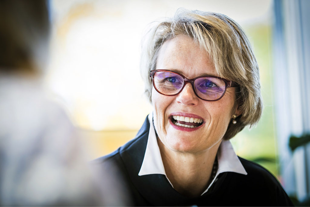 Urheberrechtlich geschuetzte Aufnahmen. Jede Verwendung ist honorarpflichtig und muss beim Urheber vorher angezeigt werden!  [CREDIT: Lars Berg / WWW.LARSBERG.EU Ê- Lars Berg, Von der Tinnenstrasse 13, 48145 Muenster, Germany, mobile +49 179 1379630, Bank: Commerzbank Mnster, IBAN: DE09 4008 0040 0600 9372 00 BIC: DRES DE FF 400, Finanzamt Muenster-Innenstadt, Steuernummer 337/5017/1774, USt-IdNr. DE247738150 - Verwendung nur gegen Namensnennung, Beleg und Honorar entsprechend aktueller MFMPreisliste zzgl. 7 Prozent MwSt - Bei der Verwendung ausserhalb journalistischer Berichterstattung (z.B. Werbung etc.) bitte vorher mit dem Autor Kontakt aufnehmen. Es wird grundsaetzlich keine Einholung von Persoenlichkeits-, Kunst- oder Markenrechten zugesichert, es sei denn, dies ist hier in der Bildbeschriftung ausdruecklich vermerkt. Die Einholung dieser Rechte obliegt dem Nutzer. Es gelten die unter WWW.LARSBERG.EU aufgefhrten AGB. - NO MODEL RELEASE - ]