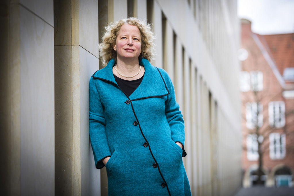 Urheberrechtlich geschuetzte Aufnahmen. Jede Verwendung ist honorarpflichtig und muss beim Urheber angezeigt werden!  [CREDIT: Lars Berg / WWW.LARSBERG.EU Ê- Lars Berg, Von der Tinnenstrasse 13, 48145 Muenster, Germany, mobile +49 179 1379630, Bank: Commerzbank Mnster, IBAN: DE09 4008 0040 0600 9372 00 BIC: DRES DE FF 400, Finanzamt Muenster-Innenstadt, Steuernummer 337/5017/1774, USt-IdNr. DE247738150 - Verwendung nur gegen Namensnennung, Beleg und Honorar entsprechend aktueller MFMPreisliste zzgl. 7 Prozent MwSt - Bei der Verwendung ausserhalb journalistischer Berichterstattung (z.B. Werbung etc.) bitte vorher mit dem Autor Kontakt aufnehmen. Es wird grundsaetzlich keine Einholung von Persoenlichkeits-, Kunst- oder Markenrechten zugesichert, es sei denn, dies ist hier in der Bildbeschriftung ausdruecklich vermerkt. Die Einholung dieser Rechte obliegt dem Nutzer. Es gelten die unter WWW.LARSBERG.EU aufgefhrten AGB. - NO MODEL RELEASE - ]