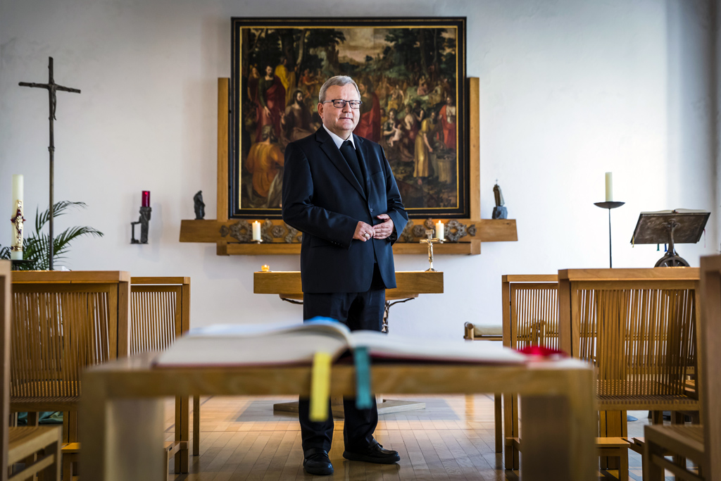 Urheberrechtlich Geschuetzte Aufnahmen.  [CREDIT: WWW.LARSBERG.EU Ê- Lars Berg, Von der Tinnenstrasse 13, 48145 Muenster, Germany, mobile +49 179 1379630, Bank: Dresdner Bank ÊKonto: 06 009 372 00, BLZ 400 800 40, IBAN: DE09 4008 0040 0600 9372 00 BIC: DRES DE FF 400, Finanzamt Muenster-Innenstadt, Steuernummer 337/5017/1774, USt-IdNr. DE247738150 - Verwendung nur gegen Namensnennung, Beleg und Honorar entsprechend aktueller MFMPreisliste zzgl. 7Prozent MwSt - Bei der Verwendung ausserhalb journalistischer Berichterstattung (z.B. Werbung etc.) bitte vorher mit dem Autor Kontakt aufnehmen. Es wird grundsaetzlich keine Einholung von Persoenlichkeits-, Kunst- oder Markenrechten zugesichert, es sei denn, dies ist hier in der Bildbeschriftung ausdruecklich vermerkt. Die Einholung dieser Rechte obliegt dem Nutzer. Es gelten die unter WWW.LARSBERG.EU aufgefhrten AGB`s. - NO MODEL RELEASE - ]