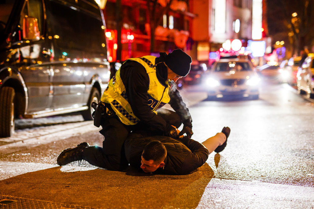 Urheberrechtlich geschuetzte Aufnahmen. Jede Verwendung ist honorarpflichtig und muss beim Urheber vorher angezeigt werden!  [CREDIT: Lars Berg / WWW.LARSBERG.EU Ê- Lars Berg, Von der Tinnenstrasse 13, 48145 Muenster, Germany, mobile +49 179 1379630, Bank: Commerzbank Mnster, IBAN: DE09 4008 0040 0600 9372 00 BIC: DRES DE FF 400, Finanzamt Muenster-Innenstadt, Steuernummer 337/5017/1774, USt-IdNr. DE247738150 - Verwendung nur gegen Namensnennung, Beleg und Honorar entsprechend aktueller MFMPreisliste zzgl. 7 Prozent MwSt - Bei der Verwendung ausserhalb journalistischer Berichterstattung (z.B. Werbung etc.) bitte vorher mit dem Autor Kontakt aufnehmen. Es wird grundsaetzlich keine Einholung von Persoenlichkeits-, Kunst- oder Markenrechten zugesichert, es sei denn, dies ist hier in der Bildbeschriftung ausdruecklich vermerkt. Die Einholung dieser Rechte obliegt dem Nutzer. Es gelten die unter WWW.LARSBERG.EU aufgefhrten AGB. - NO MODEL RELEASE - ]