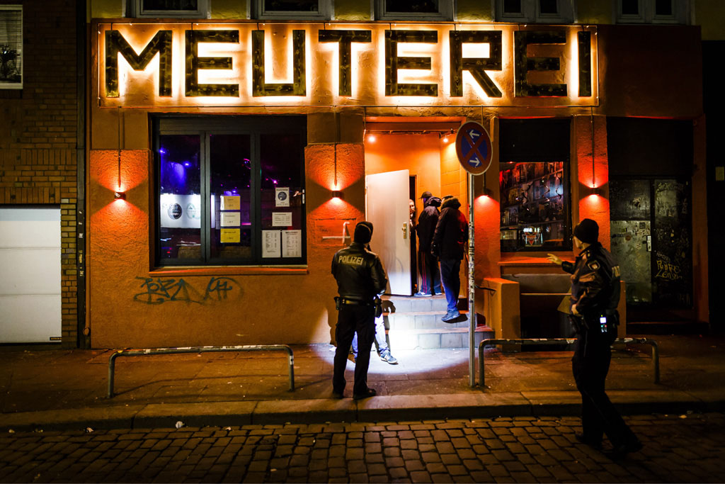 Urheberrechtlich geschuetzte Aufnahmen. Jede Verwendung ist honorarpflichtig und muss beim Urheber vorher angezeigt werden!  [CREDIT: Lars Berg / WWW.LARSBERG.EU Ê- Lars Berg, Von der Tinnenstrasse 13, 48145 Muenster, Germany, mobile +49 179 1379630, Bank: Commerzbank Mnster, IBAN: DE09 4008 0040 0600 9372 00 BIC: DRES DE FF 400, Finanzamt Muenster-Innenstadt, Steuernummer 337/5017/1774, USt-IdNr. DE247738150 - Verwendung nur gegen Namensnennung, Beleg und Honorar entsprechend aktueller MFMPreisliste zzgl. 7 Prozent MwSt - Bei der Verwendung ausserhalb journalistischer Berichterstattung (z.B. Werbung etc.) bitte vorher mit dem Autor Kontakt aufnehmen. Es wird grundsaetzlich keine Einholung von Persoenlichkeits-, Kunst- oder Markenrechten zugesichert, es sei denn, dies ist hier in der Bildbeschriftung ausdruecklich vermerkt. Die Einholung dieser Rechte obliegt dem Nutzer. Es gelten die unter WWW.LARSBERG.EU aufgefhrten AGB. - NO MODEL RELEASE - ]