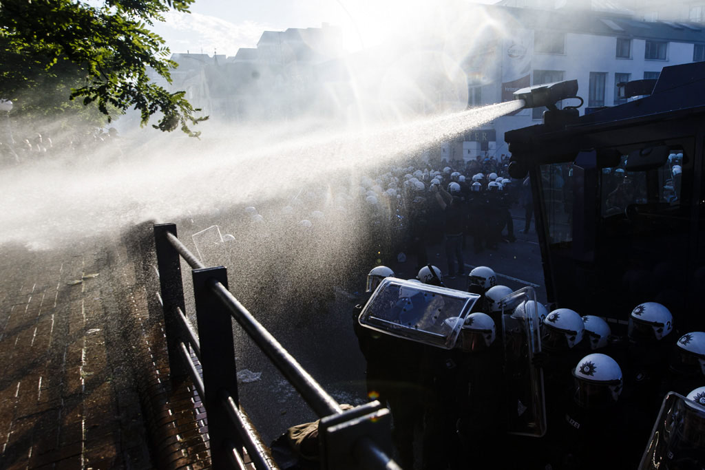 Urheberrechtlich geschuetzte Aufnahmen. Jede Verwendung ist honorarpflichtig und muss beim Urheber vorher angezeigt werden!  [CREDIT: Lars Berg / WWW.LARSBERG.EU Ê- Lars Berg, Von der Tinnenstrasse 13, 48145 Muenster, Germany, mobile +49 179 1379630, Bank: Commerzbank Mnster, IBAN: DE09 4008 0040 0600 9372 00 BIC: DRES DE FF 400, Finanzamt Muenster-Innenstadt, Steuernummer 337/5017/1774, USt-IdNr. DE247738150 - Verwendung nur gegen Namensnennung, Beleg und Honorar entsprechend aktueller MFMPreisliste zzgl. 7 Prozent MwSt - Bei der Verwendung ausserhalb journalistischer Berichterstattung (z.B. Werbung etc.) bitte vorher mit dem Autor Kontakt aufnehmen. Es wird grundsaetzlich keine Einholung von Persoenlichkeits-, Kunst- oder Markenrechten zugesichert, es sei denn, dies ist hier in der Bildbeschriftung ausdruecklich vermerkt. Die Einholung dieser Rechte obliegt dem Nutzer. Es gelten die unter WWW.LARSBERG.EU aufgefhrten AGB. - NO MODEL RELEASE - ]