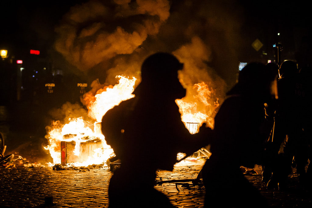 Urheberrechtlich geschuetzte Aufnahmen. Jede Verwendung ist honorarpflichtig und muss beim Urheber vorher angezeigt werden!  [CREDIT: Lars Berg / WWW.LARSBERG.EU Ê- Lars Berg, Von der Tinnenstrasse 13, 48145 Muenster, Germany, mobile +49 179 1379630, Bank: Commerzbank Mnster, IBAN: DE09 4008 0040 0600 9372 00 BIC: DRES DE FF 400, Finanzamt Muenster-Innenstadt, Steuernummer 337/5017/1774, USt-IdNr. DE247738150 - Verwendung nur gegen Namensnennung, Beleg und Honorar entsprechend aktueller MFMPreisliste zzgl. 7 Prozent MwSt - Bei der Verwendung ausserhalb journalistischer Berichterstattung (z.B. Werbung etc.) bitte vorher mit dem Autor Kontakt aufnehmen. Es wird grundsaetzlich keine Einholung von Persoenlichkeits-, Kunst- oder Markenrechten zugesichert, es sei denn, dies ist hier in der Bildbeschriftung ausdruecklich vermerkt. Die Einholung dieser Rechte obliegt dem Nutzer. Es gelten die unter WWW.LARSBERG.EU aufgefhrten AGB. - NO MODEL RELEASE - ]