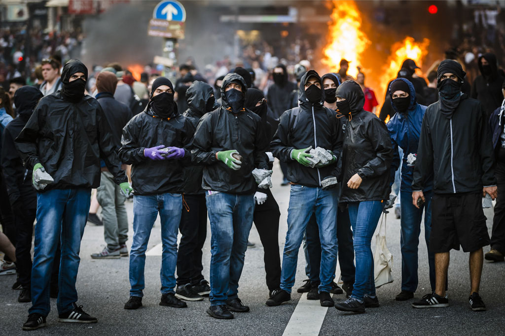 Urheberrechtlich geschuetzte Aufnahmen. Jede Verwendung ist honorarpflichtig und muss beim Urheber vorher angezeigt werden!  [CREDIT: Lars Berg / WWW.LARSBERG.EU Ê- Lars Berg, Von der Tinnenstrasse 13, 48145 Muenster, Germany, mobile +49 179 1379630, Bank: Commerzbank Mnster, IBAN: DE09 4008 0040 0600 9372 00 BIC: DRES DE FF 400, Finanzamt Muenster-Innenstadt, Steuernummer 337/5017/1774, USt-IdNr. DE247738150 - Verwendung nur gegen Namensnennung, Beleg und Honorar entsprechend aktueller MFMPreisliste zzgl. 7 Prozent MwSt - Bei der Verwendung ausserhalb journalistischer Berichterstattung (z.B. Werbung etc.) bitte vorher mit dem Autor Kontakt aufnehmen. Es wird grundsaetzlich keine Einholung von Persoenlichkeits-, Kunst- oder Markenrechten zugesichert, es sei denn, dies ist hier in der Bildbeschriftung ausdruecklich vermerkt. Die Einholung dieser Rechte obliegt dem Nutzer. Es gelten die unter WWW.LARSBERG.EU aufgefhrten AGB. - NO MODEL RELEASE - ]