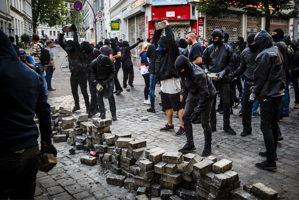 Urheberrechtlich geschuetzte Aufnahmen. Jede Verwendung ist honorarpflichtig und muss beim Urheber vorher angezeigt werden!  [CREDIT: Lars Berg / WWW.LARSBERG.EU Ê- Lars Berg, Von der Tinnenstrasse 13, 48145 Muenster, Germany, mobile +49 179 1379630, Bank: Commerzbank Mnster, IBAN: DE09 4008 0040 0600 9372 00 BIC: DRES DE FF 400, Finanzamt Muenster-Innenstadt, Steuernummer 337/5017/1774, USt-IdNr. DE247738150 - Verwendung nur gegen Namensnennung, Beleg und Honorar entsprechend aktueller MFMPreisliste zzgl. 7 Prozent MwSt - Bei der Verwendung ausserhalb journalistischer Berichterstattung (z.B. Werbung etc.) bitte vorher mit dem Autor Kontakt aufnehmen. Es wird grundsaetzlich keine Einholung von Persoenlichkeits-, Kunst- oder Markenrechten zugesichert, es sei denn, dies ist hier in der Bildbeschriftung ausdruecklich vermerkt. Die Einholung dieser Rechte obliegt dem Nutzer. Es gelten die unter WWW.LARSBERG.EU aufgefhrten AGB. - NO MODEL RELEASE - ]