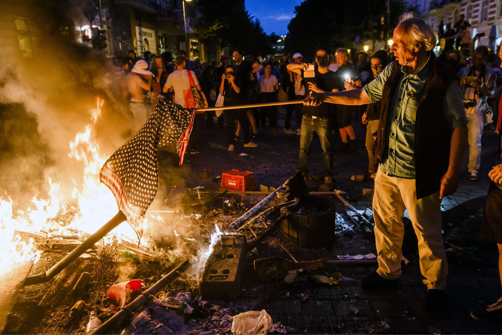Urheberrechtlich geschuetzte Aufnahmen. Jede Verwendung ist honorarpflichtig und muss beim Urheber vorher angezeigt werden!  [CREDIT: Lars Berg / WWW.LARSBERG.EU Ê- Lars Berg, Von der Tinnenstrasse 13, 48145 Muenster, Germany, mobile +49 179 1379630, Bank: Commerzbank Mnster, IBAN: DE09 4008 0040 0600 9372 00 BIC: DRES DE FF 400, Finanzamt Muenster-Innenstadt, Steuernummer 337/5017/1774, USt-IdNr. DE247738150 - Verwendung nur gegen Namensnennung, Beleg und Honorar entsprechend aktueller MFMPreisliste zzgl. 7 Prozent MwSt - Bei der Verwendung ausserhalb journalistischer Berichterstattung (z.B. Werbung etc.) bitte vorher mit dem Autor Kontakt aufnehmen. Es wird grundsaetzlich keine Einholung von Persoenlichkeits-, Kunst- oder Markenrechten zugesichert, es sei denn, dies ist hier in der Bildbeschriftung ausdruecklich vermerkt. Die Einholung dieser Rechte obliegt dem Nutzer. Es gelten die unter WWW.LARSBERG.EU aufgefhrten AGB. - NO MODEL RELEASE - ]
