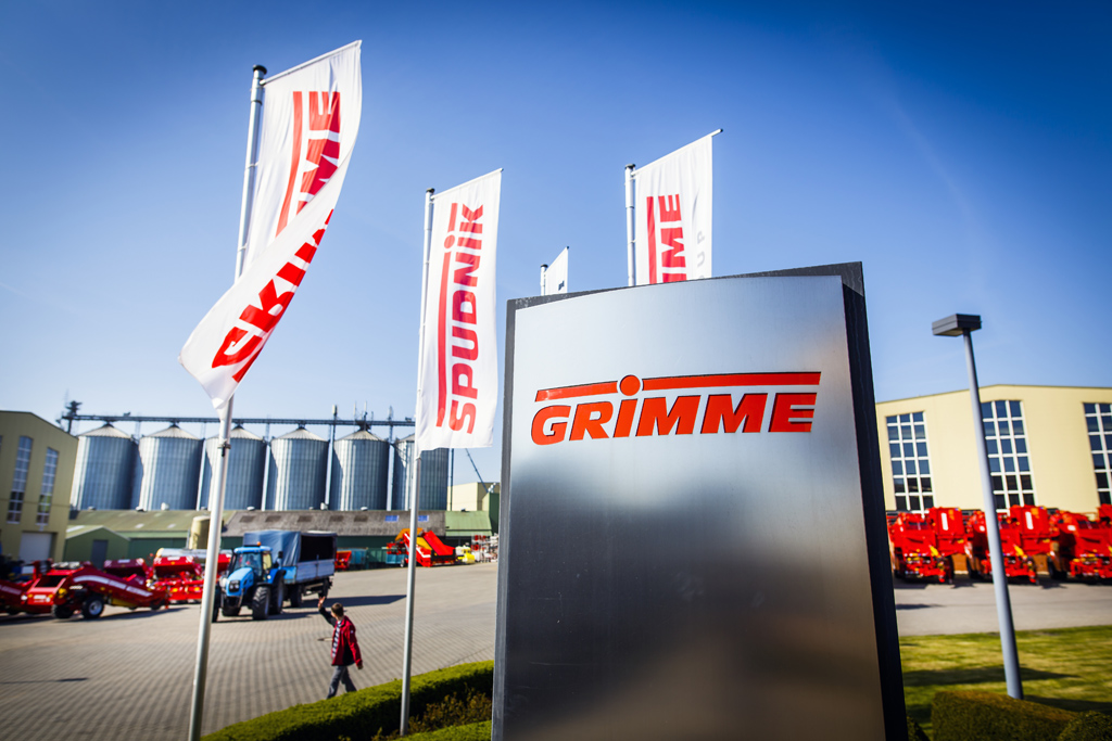 Urheberrechtlich geschuetzte Aufnahmen. Jede Verwendung ist honorarpflichtig und muss beim Urheber angezeigt werden!  [CREDIT: Lars Berg / WWW.LARSBERG.EU Ê- Lars Berg, Von der Tinnenstrasse 13, 48145 Muenster, Germany, mobile +49 179 1379630, Bank: Commerzbank Mnster, IBAN: DE09 4008 0040 0600 9372 00 BIC: DRES DE FF 400, Finanzamt Muenster-Innenstadt, Steuernummer 337/5017/1774, USt-IdNr. DE247738150 - Verwendung nur gegen Namensnennung, Beleg und Honorar entsprechend aktueller MFMPreisliste zzgl. 7 Prozent MwSt - Bei der Verwendung ausserhalb journalistischer Berichterstattung (z.B. Werbung etc.) bitte vorher mit dem Autor Kontakt aufnehmen. Es wird grundsaetzlich keine Einholung von Persoenlichkeits-, Kunst- oder Markenrechten zugesichert, es sei denn, dies ist hier in der Bildbeschriftung ausdruecklich vermerkt. Die Einholung dieser Rechte obliegt dem Nutzer. Es gelten die unter WWW.LARSBERG.EU aufgefhrten AGB. - NO MODEL RELEASE - ]