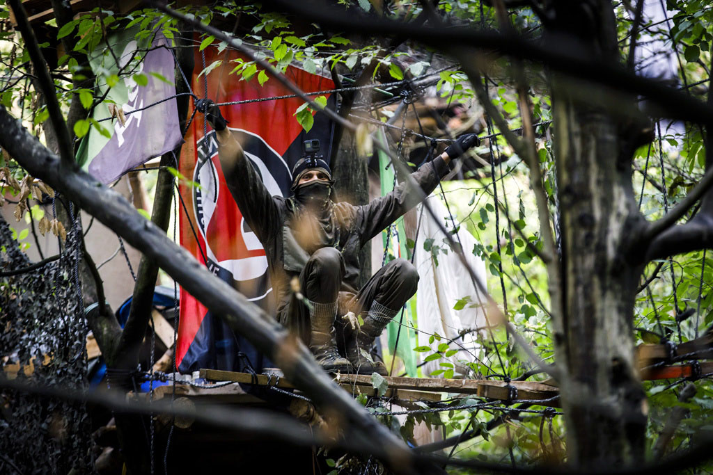 Urheberrechtlich Geschuetzte Aufnahmen. Jede Verwendung ist honorarpflichtig und muss beim Urheber angezeigt werden!  [CREDIT: WWW.LARSBERG.EU Ê- Lars Berg, Von der Tinnenstrasse 13, 48145 Muenster, Germany, mobile +49 179 1379630, Bank: Dresdner Bank ÊKonto: 06 009 372 00, BLZ 400 800 40, IBAN: DE09 4008 0040 0600 9372 00 BIC: DRES DE FF 400, Finanzamt Muenster-Innenstadt, Steuernummer 337/5017/1774, USt-IdNr. DE247738150 - Verwendung nur gegen Namensnennung, Beleg und Honorar entsprechend aktueller MFM Preisliste zzgl. 7 Prozent MwSt - Bei der Verwendung ausserhalb journalistischer Berichterstattung (z.B. Werbung etc.) bitte vorher mit dem Autor Kontakt aufnehmen. Es wird grundsaetzlich keine Einholung von Persoenlichkeits-, Kunst- oder Markenrechten zugesichert, es sei denn, dies ist hier in der Bildbeschriftung ausdruecklich vermerkt. Die Einholung dieser Rechte obliegt dem Nutzer. Es gelten die unter WWW.LARSBERG.EU aufgefuehrten AGB`s. - NO MODEL RELEASE - ]