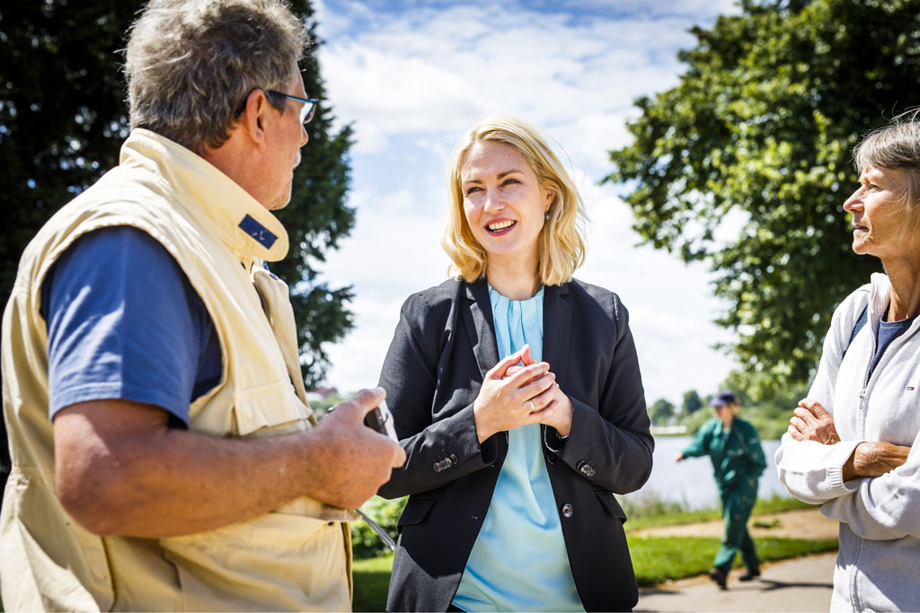 Urheberrechtlich Geschuetzte Aufnahmen. Jede Verwendung ist honorarpflichtig und muss beim Urheber angezeigt werden!  [CREDIT: WWW.LARSBERG.EU Ê- Lars Berg, Von der Tinnenstrasse 13, 48145 Muenster, Germany, mobile +49 179 1379630, Bank: Dresdner Bank ÊKonto: 06 009 372 00, BLZ 400 800 40, IBAN: DE09 4008 0040 0600 9372 00 BIC: DRES DE FF 400, Finanzamt Muenster-Innenstadt, Steuernummer 337/5017/1774, USt-IdNr. DE247738150 - Verwendung nur gegen Namensnennung, Beleg und Honorar entsprechend aktueller MFM Preisliste zzgl. 7 Prozent MwSt - Bei der Verwendung ausserhalb journalistischer Berichterstattung (z.B. Werbung etc.) bitte vorher mit dem Autor Kontakt aufnehmen. Es wird grundsaetzlich keine Einholung von Persoenlichkeits-, Kunst- oder Markenrechten zugesichert, es sei denn, dies ist hier in der Bildbeschriftung ausdruecklich vermerkt. Die Einholung dieser Rechte obliegt dem Nutzer. Es gelten die unter WWW.LARSBERG.EU aufgefuehrten AGB`s. - NO MODEL RELEASE - ]