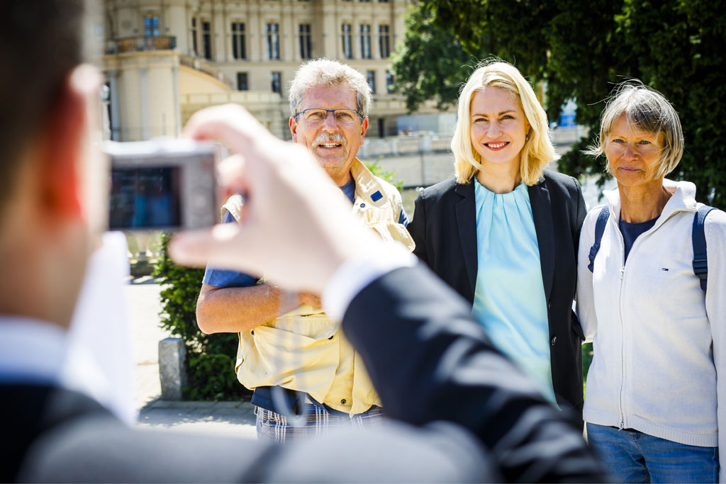 Urheberrechtlich Geschuetzte Aufnahmen. Jede Verwendung ist honorarpflichtig und muss beim Urheber angezeigt werden!  [CREDIT: WWW.LARSBERG.EU Ê- Lars Berg, Von der Tinnenstrasse 13, 48145 Muenster, Germany, mobile +49 179 1379630, Bank: Dresdner Bank ÊKonto: 06 009 372 00, BLZ 400 800 40, IBAN: DE09 4008 0040 0600 9372 00 BIC: DRES DE FF 400, Finanzamt Muenster-Innenstadt, Steuernummer 337/5017/1774, USt-IdNr. DE247738150 - Verwendung nur gegen Namensnennung, Beleg und Honorar entsprechend aktueller MFM Preisliste zzgl. 7 Prozent MwSt - Bei der Verwendung ausserhalb journalistischer Berichterstattung (z.B. Werbung etc.) bitte vorher mit dem Autor Kontakt aufnehmen. Es wird grundsaetzlich keine Einholung von Persoenlichkeits-, Kunst- oder Markenrechten zugesichert, es sei denn, dies ist hier in der Bildbeschriftung ausdruecklich vermerkt. Die Einholung dieser Rechte obliegt dem Nutzer. Es gelten die unter WWW.LARSBERG.EU aufgefuehrten AGB`s. - NO MODEL RELEASE - ]