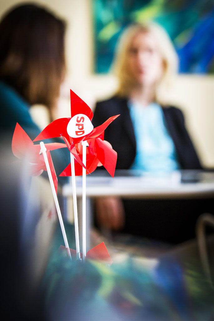 Urheberrechtlich Geschuetzte Aufnahmen. Jede Verwendung ist honorarpflichtig und muss beim Urheber angezeigt werden!  [CREDIT: WWW.LARSBERG.EU Ê- Lars Berg, Von der Tinnenstrasse 13, 48145 Muenster, Germany, mobile +49 179 1379630, Bank: Dresdner Bank ÊKonto: 06 009 372 00, BLZ 400 800 40, IBAN: DE09 4008 0040 0600 9372 00 BIC: DRES DE FF 400, Finanzamt Muenster-Innenstadt, Steuernummer 337/5017/1774, USt-IdNr. DE247738150 - Verwendung nur gegen Namensnennung, Beleg und Honorar entsprechend aktueller MFM Preisliste zzgl. 7 Prozent MwSt - Bei der Verwendung ausserhalb journalistischer Berichterstattung (z.B. Werbung etc.) bitte vorher mit dem Autor Kontakt aufnehmen. Es wird grundsaetzlich keine Einholung von Persoenlichkeits-, Kunst- oder Markenrechten zugesichert, es sei denn, dies ist hier in der Bildbeschriftung ausdruecklich vermerkt. Die Einholung dieser Rechte obliegt dem Nutzer. Es gelten die unter WWW.LARSBERG.EU aufgefuehrten AGB`s. - NO MODEL RELEASE - ]