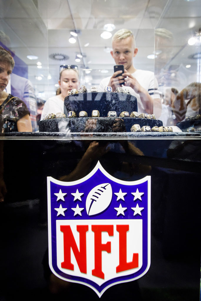 Urheberrechtlich Geschuetzte Aufnahmen. Jede Verwendung ist honorarpflichtig und muss beim Urheber angezeigt werden!  [CREDIT: WWW.LARSBERG.EU Ê- Lars Berg, Von der Tinnenstrasse 13, 48145 Muenster, Germany, mobile +49 179 1379630, Bank: Dresdner Bank ÊKonto: 06 009 372 00, BLZ 400 800 40, IBAN: DE09 4008 0040 0600 9372 00 BIC: DRES DE FF 400, Finanzamt Muenster-Innenstadt, Steuernummer 337/5017/1774, USt-IdNr. DE247738150 - Verwendung nur gegen Namensnennung, Beleg und Honorar entsprechend aktueller MFM Preisliste zzgl. 7 Prozent MwSt - Bei der Verwendung ausserhalb journalistischer Berichterstattung (z.B. Werbung etc.) bitte vorher mit dem Autor Kontakt aufnehmen. Es wird grundsaetzlich keine Einholung von Persoenlichkeits-, Kunst- oder Markenrechten zugesichert, es sei denn, dies ist hier in der Bildbeschriftung ausdruecklich vermerkt. Die Einholung dieser Rechte obliegt dem Nutzer. Es gelten die unter WWW.LARSBERG.EU aufgefuehrten AGB`s. - NO MODEL RELEASE - ]