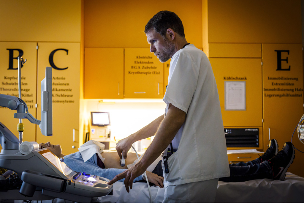 Urheberrechtlich geschuetzte Aufnahmen. Jede Verwendung ist honorarpflichtig und muss beim Urheber vorher angezeigt werden!  [CREDIT: Lars Berg / WWW.LARSBERG.EU Ê- Lars Berg, Von der Tinnenstrasse 13, 48145 Muenster, Germany, mobile +49 179 1379630, Bank: Commerzbank Mnster, IBAN: DE09 4008 0040 0600 9372 00 BIC: DRES DE FF 400, Finanzamt Muenster-Innenstadt, Steuernummer 337/5017/1774, USt-IdNr. DE247738150 - Verwendung nur gegen Namensnennung, Beleg und Honorar entsprechend aktueller MFMPreisliste zzgl. 7 Prozent MwSt - Bei der Verwendung ausserhalb journalistischer Berichterstattung (z.B. Werbung etc.) bitte vorher mit dem Autor Kontakt aufnehmen. Es wird grundsaetzlich keine Einholung von Persoenlichkeits-, Kunst- oder Markenrechten zugesichert, es sei denn, dies ist hier in der Bildbeschriftung ausdruecklich vermerkt. Die Einholung dieser Rechte obliegt dem Nutzer. Es gelten die unter WWW.LARSBERG.EU aufgefhrten AGB. - NO MODEL RELEASE - ]