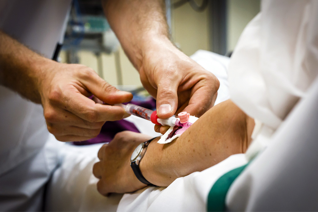 Urheberrechtlich geschuetzte Aufnahmen. Jede Verwendung ist honorarpflichtig und muss beim Urheber vorher angezeigt werden!  [CREDIT: Lars Berg / WWW.LARSBERG.EU Ê- Lars Berg, Von der Tinnenstrasse 13, 48145 Muenster, Germany, mobile +49 179 1379630, Bank: Commerzbank Mnster, IBAN: DE09 4008 0040 0600 9372 00 BIC: DRES DE FF 400, Finanzamt Muenster-Innenstadt, Steuernummer 337/5017/1774, USt-IdNr. DE247738150 - Verwendung nur gegen Namensnennung, Beleg und Honorar entsprechend aktueller MFMPreisliste zzgl. 7 Prozent MwSt - Bei der Verwendung ausserhalb journalistischer Berichterstattung (z.B. Werbung etc.) bitte vorher mit dem Autor Kontakt aufnehmen. Es wird grundsaetzlich keine Einholung von Persoenlichkeits-, Kunst- oder Markenrechten zugesichert, es sei denn, dies ist hier in der Bildbeschriftung ausdruecklich vermerkt. Die Einholung dieser Rechte obliegt dem Nutzer. Es gelten die unter WWW.LARSBERG.EU aufgefhrten AGB. - NO MODEL RELEASE - ]