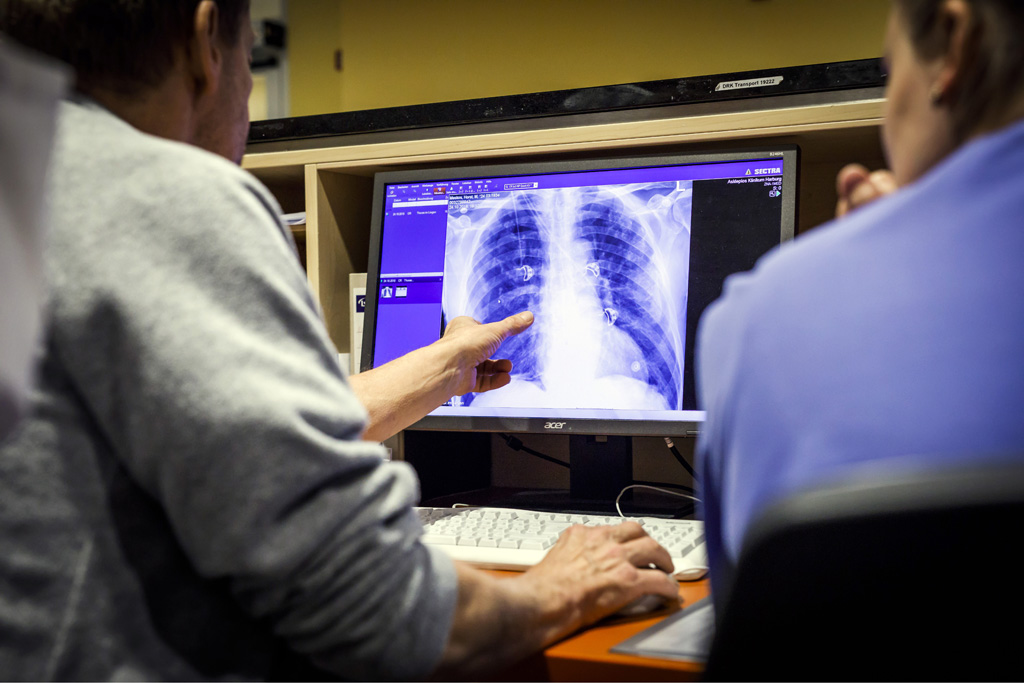 Urheberrechtlich geschuetzte Aufnahmen. Jede Verwendung ist honorarpflichtig und muss beim Urheber vorher angezeigt werden!  [CREDIT: Lars Berg / WWW.LARSBERG.EU Ê- Lars Berg, Von der Tinnenstrasse 13, 48145 Muenster, Germany, mobile +49 179 1379630, Bank: Commerzbank Mnster, IBAN: DE09 4008 0040 0600 9372 00 BIC: DRES DE FF 400, Finanzamt Muenster-Innenstadt, Steuernummer 337/5017/1774, USt-IdNr. DE247738150 - Verwendung nur gegen Namensnennung, Beleg und Honorar entsprechend aktueller MFMPreisliste zzgl. 7 Prozent MwSt - Bei der Verwendung ausserhalb journalistischer Berichterstattung (z.B. Werbung etc.) bitte vorher mit dem Autor Kontakt aufnehmen. Es wird grundsaetzlich keine Einholung von Persoenlichkeits-, Kunst- oder Markenrechten zugesichert, es sei denn, dies ist hier in der Bildbeschriftung ausdruecklich vermerkt. Die Einholung dieser Rechte obliegt dem Nutzer. Es gelten die unter WWW.LARSBERG.EU aufgefhrten AGB. - NO MODEL RELEASE - ]