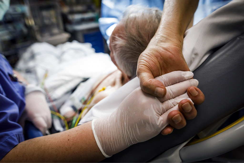 Urheberrechtlich geschuetzte Aufnahmen. Jede Verwendung ist honorarpflichtig und muss beim Urheber vorher angezeigt werden!  [CREDIT: Lars Berg / WWW.LARSBERG.EU Ê- Lars Berg, Von der Tinnenstrasse 13, 48145 Muenster, Germany, mobile +49 179 1379630, Bank: Commerzbank Mnster, IBAN: DE09 4008 0040 0600 9372 00 BIC: DRES DE FF 400, Finanzamt Muenster-Innenstadt, Steuernummer 337/5017/1774, USt-IdNr. DE247738150 - Verwendung nur gegen Namensnennung, Beleg und Honorar entsprechend aktueller MFMPreisliste zzgl. 7 Prozent MwSt - Bei der Verwendung ausserhalb journalistischer Berichterstattung (z.B. Werbung etc.) bitte vorher mit dem Autor Kontakt aufnehmen. Es wird grundsaetzlich keine Einholung von Persoenlichkeits-, Kunst- oder Markenrechten zugesichert, es sei denn, dies ist hier in der Bildbeschriftung ausdruecklich vermerkt. Die Einholung dieser Rechte obliegt dem Nutzer. Es gelten die unter WWW.LARSBERG.EU aufgefhrten AGB. - NO MODEL RELEASE - ]