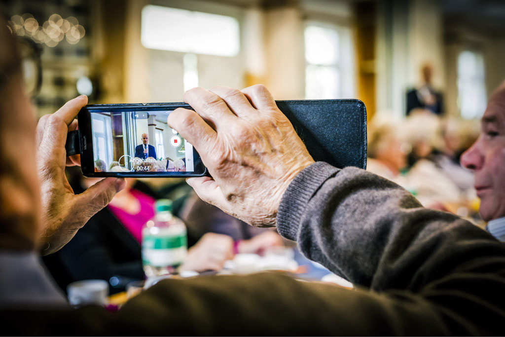 Urheberrechtlich geschuetzte Aufnahmen. Jede Verwendung ist honorarpflichtig und muss beim Urheber vorher angezeigt werden!  [CREDIT: Lars Berg / WWW.LARSBERG.EU Ê- Lars Berg, Von der Tinnenstrasse 13, 48145 Muenster, Germany, mobile +49 179 1379630, Bank: Commerzbank Mnster, IBAN: DE09 4008 0040 0600 9372 00 BIC: DRES DE FF 400, Finanzamt Muenster-Innenstadt, Steuernummer 337/5017/1774, USt-IdNr. DE247738150 - Verwendung nur gegen Namensnennung, Beleg und Honorar entsprechend aktueller MFMPreisliste zzgl. 7 Prozent MwSt - Bei der Verwendung ausserhalb journalistischer Berichterstattung (z.B. Werbung etc.) bitte vorher mit dem Autor Kontakt aufnehmen. Es wird grundsaetzlich keine Einholung von Persoenlichkeits-, Kunst- oder Markenrechten zugesichert, es sei denn, dies ist hier in der Bildbeschriftung ausdruecklich vermerkt. Die Einholung dieser Rechte obliegt dem Nutzer. Es gelten die unter WWW.LARSBERG.EU aufgefhrten AGB. - NO MODEL RELEASE - ]