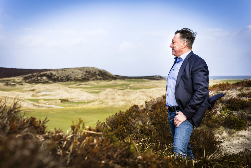 Urheberrechtlich Geschuetzte Aufnahmen. Jede Verwendung ist honorarpflichtig und muss beim Urheber angezeigt werden!  [CREDIT: WWW.LARSBERG.EU Ê- Lars Berg, Von der Tinnenstrasse 13, 48145 Muenster, Germany, mobile +49 179 1379630, Bank: Dresdner Bank ÊKonto: 06 009 372 00, BLZ 400 800 40, IBAN: DE09 4008 0040 0600 9372 00 BIC: DRES DE FF 400, Finanzamt Muenster-Innenstadt, Steuernummer 337/5017/1774, USt-IdNr. DE247738150 - Verwendung nur gegen Namensnennung, Beleg und Honorar entsprechend aktueller MFM Preisliste zzgl. 7 Prozent MwSt - Bei der Verwendung ausserhalb journalistischer Berichterstattung (z.B. Werbung etc.) bitte vorher mit dem Autor Kontakt aufnehmen. Es wird grundsaetzlich keine Einholung von Persoenlichkeits-, Kunst- oder Markenrechten zugesichert, es sei denn, dies ist hier in der Bildbeschriftung ausdruecklich vermerkt. Die Einholung dieser Rechte obliegt dem Nutzer. Es gelten die unter WWW.LARSBERG.EU aufgefuehrten AGB`s. - NO MODEL RELEASE - ]