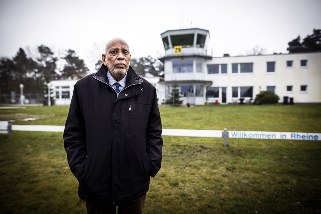 Urheberrechtlich geschuetzte Aufnahmen. Jede Verwendung ist honorarpflichtig und muss beim Urheber vorher angezeigt werden!  [CREDIT: Lars Berg / WWW.LARSBERG.EU Ê- Lars Berg, Von der Tinnenstrasse 13, 48145 Muenster, Germany, mobile +49 179 1379630, Bank: Commerzbank Mnster, IBAN: DE09 4008 0040 0600 9372 00 BIC: DRES DE FF 400, Finanzamt Muenster-Innenstadt, Steuernummer 337/5017/1774, USt-IdNr. DE247738150 - Verwendung nur gegen Namensnennung, Beleg und Honorar entsprechend aktueller MFMPreisliste zzgl. 7 Prozent MwSt - Bei der Verwendung ausserhalb journalistischer Berichterstattung (z.B. Werbung etc.) bitte vorher mit dem Autor Kontakt aufnehmen. Es wird grundsaetzlich keine Einholung von Persoenlichkeits-, Kunst- oder Markenrechten zugesichert, es sei denn, dies ist hier in der Bildbeschriftung ausdruecklich vermerkt. Die Einholung dieser Rechte obliegt dem Nutzer. Es gelten die unter WWW.LARSBERG.EU aufgefhrten AGB. - NO MODEL RELEASE - ]