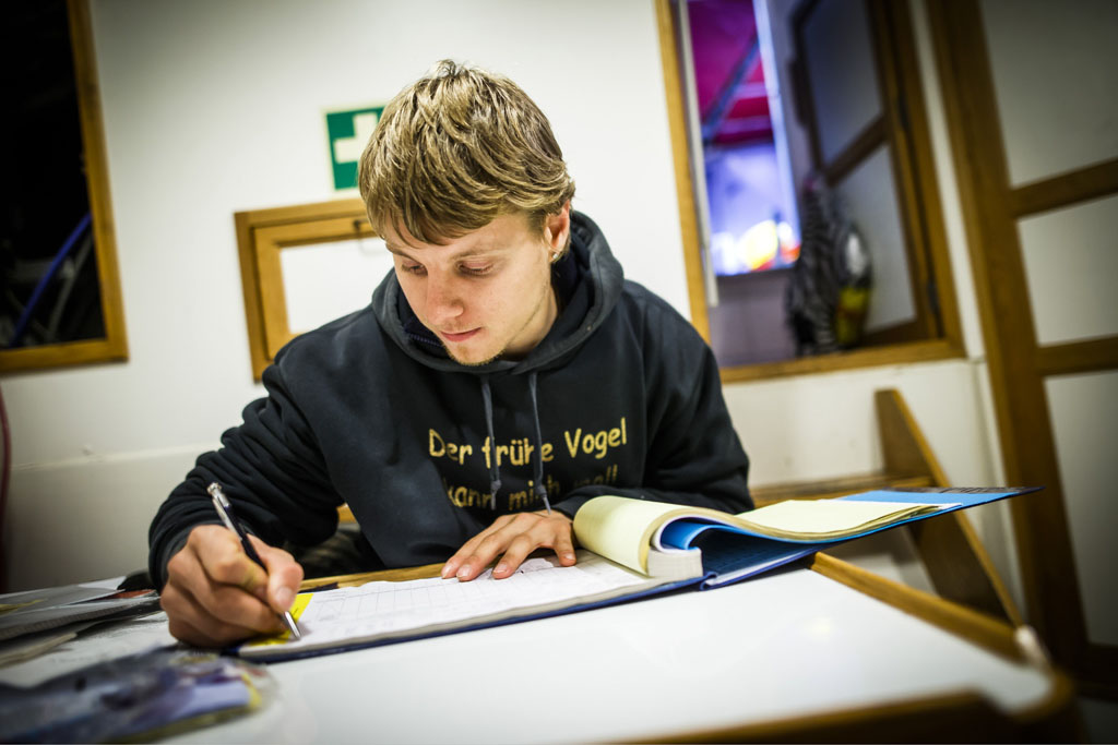 Urheberrechtlich geschuetzte Aufnahmen. Jede Verwendung ist honorarpflichtig und muss beim Urheber vorher angezeigt werden!  [CREDIT: Lars Berg / WWW.LARSBERG.EU Ê- Lars Berg, Von der Tinnenstrasse 13, 48145 Muenster, Germany, mobile +49 179 1379630, Bank: Commerzbank Mnster, IBAN: DE09 4008 0040 0600 9372 00 BIC: DRES DE FF 400, Finanzamt Muenster-Innenstadt, Steuernummer 337/5017/1774, USt-IdNr. DE247738150 - Verwendung nur gegen Namensnennung, Beleg und Honorar entsprechend aktueller MFMPreisliste zzgl. 7 Prozent MwSt - Bei der Verwendung ausserhalb journalistischer Berichterstattung (z.B. Werbung etc.) bitte vorher mit dem Autor Kontakt aufnehmen. Es wird grundsaetzlich keine Einholung von Persoenlichkeits-, Kunst- oder Markenrechten zugesichert, es sei denn, dies ist hier in der Bildbeschriftung ausdruecklich vermerkt. Die Einholung dieser Rechte obliegt dem Nutzer. Es gelten die unter WWW.LARSBERG.EU aufgefhrten AGB. - NO MODEL RELEASE - ]