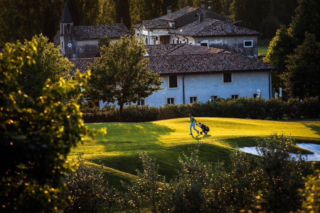 Urheberrechtlich geschuetzte Aufnahmen. Jede Verwendung ist honorarpflichtig und muss beim Urheber angezeigt werden!  [CREDIT: Lars Berg / WWW.LARSBERG.EU Ê- Lars Berg, Von der Tinnenstrasse 13, 48145 Muenster, Germany, mobile +49 179 1379630, Bank: Commerzbank Mnster, IBAN: DE09 4008 0040 0600 9372 00 BIC: DRES DE FF 400, Finanzamt Muenster-Innenstadt, Steuernummer 337/5017/1774, USt-IdNr. DE247738150 - Verwendung nur gegen Namensnennung, Beleg und Honorar entsprechend aktueller MFMPreisliste zzgl. 7 Prozent MwSt - Bei der Verwendung ausserhalb journalistischer Berichterstattung (z.B. Werbung etc.) bitte vorher mit dem Autor Kontakt aufnehmen. Es wird grundsaetzlich keine Einholung von Persoenlichkeits-, Kunst- oder Markenrechten zugesichert, es sei denn, dies ist hier in der Bildbeschriftung ausdruecklich vermerkt. Die Einholung dieser Rechte obliegt dem Nutzer. Es gelten die unter WWW.LARSBERG.EU aufgefhrten AGB. - NO MODEL RELEASE - ]