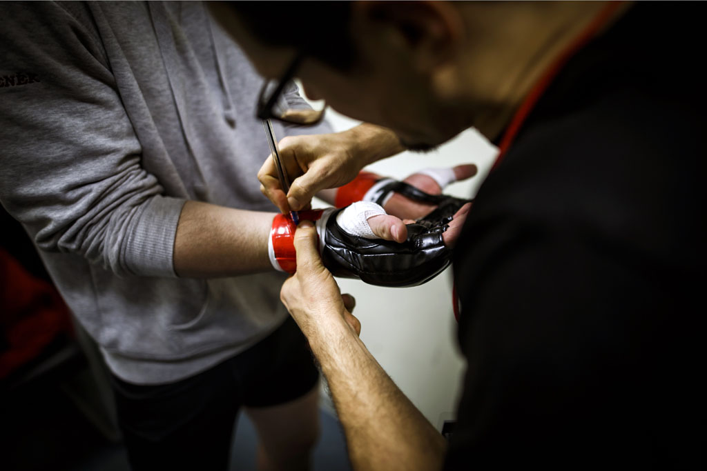 Urheberrechtlich geschuetzte Aufnahmen. Jede Verwendung ist honorarpflichtig und muss beim Urheber vorher angezeigt werden!  [CREDIT: Lars Berg / WWW.LARSBERG.EU Ê- Lars Berg, Von der Tinnenstrasse 13, 48145 Muenster, Germany, mobile +49 179 1379630, Bank: Commerzbank Mnster, IBAN: DE09 4008 0040 0600 9372 00 BIC: DRES DE FF 400, Finanzamt Muenster-Innenstadt, Steuernummer 337/5017/1774, USt-IdNr. DE247738150 - Verwendung nur gegen Namensnennung, Beleg und Honorar entsprechend aktueller MFMPreisliste zzgl. 7 Prozent MwSt - Bei der Verwendung ausserhalb journalistischer Berichterstattung (z.B. Werbung etc.) bitte vorher mit dem Autor Kontakt aufnehmen. Es wird grundsaetzlich keine Einholung von Persoenlichkeits-, Kunst- oder Markenrechten zugesichert, es sei denn, dies ist hier in der Bildbeschriftung ausdruecklich vermerkt. Die Einholung dieser Rechte obliegt dem Nutzer. Es gelten die unter WWW.LARSBERG.EU aufgefhrten AGB. - NO MODEL RELEASE - ]