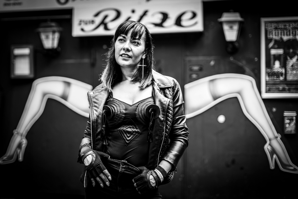 Urheberrechtlich Geschuetzte Aufnahmen.  Jede Verwendung ist honorarpflichtig und muss beim Urheber angezeigt werden!  [CREDIT: WWW.LARSBERG.EU Ê- Lars Berg, Von der Tinnenstrasse 13, 48145 Muenster, Germany, mobile +49 179 1379630, Bank: Dresdner Bank ÊKonto: 06 009 372 00, BLZ 400 800 40, IBAN: DE09 4008 0040 0600 9372 00 BIC: DRES DE FF 400, Finanzamt Muenster-Innenstadt, Steuernummer 337/5017/1774, USt-IdNr. DE247738150 - Verwendung nur gegen Namensnennung, Beleg und Honorar entsprechend aktueller MFM Preisliste zzgl. 7 Prozent MwSt - Bei der Verwendung ausserhalb journalistischer Berichterstattung (z.B. Werbung etc.) bitte vorher mit dem Autor Kontakt aufnehmen. Es wird grundsaetzlich keine Einholung von Persoenlichkeits-, Kunst- oder Markenrechten zugesichert, es sei denn, dies ist hier in der Bildbeschriftung ausdruecklich vermerkt. Die Einholung dieser Rechte obliegt dem Nutzer. Es gelten die unter WWW.LARSBERG.EU aufgefuehrten AGB`s. - NO MODEL RELEASE - ]