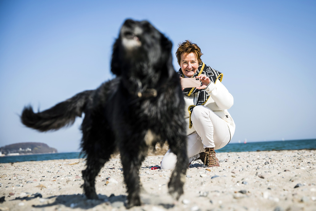 Urheberrechtlich geschuetzte Aufnahmen. Jede Verwendung ist honorarpflichtig und muss beim Urheber angezeigt werden!  [CREDIT: Lars Berg / WWW.LARSBERG.EU Ê- Lars Berg, Von der Tinnenstrasse 13, 48145 Muenster, Germany, mobile +49 179 1379630, Bank: Commerzbank Mnster, IBAN: DE09 4008 0040 0600 9372 00 BIC: DRES DE FF 400, Finanzamt Muenster-Innenstadt, Steuernummer 337/5017/1774, USt-IdNr. DE247738150 - Verwendung nur gegen Namensnennung, Beleg und Honorar entsprechend aktueller MFMPreisliste zzgl. 7 Prozent MwSt - Bei der Verwendung ausserhalb journalistischer Berichterstattung (z.B. Werbung etc.) bitte vorher mit dem Autor Kontakt aufnehmen. Es wird grundsaetzlich keine Einholung von Persoenlichkeits-, Kunst- oder Markenrechten zugesichert, es sei denn, dies ist hier in der Bildbeschriftung ausdruecklich vermerkt. Die Einholung dieser Rechte obliegt dem Nutzer. Es gelten die unter WWW.LARSBERG.EU aufgefhrten AGB. - NO MODEL RELEASE - ]