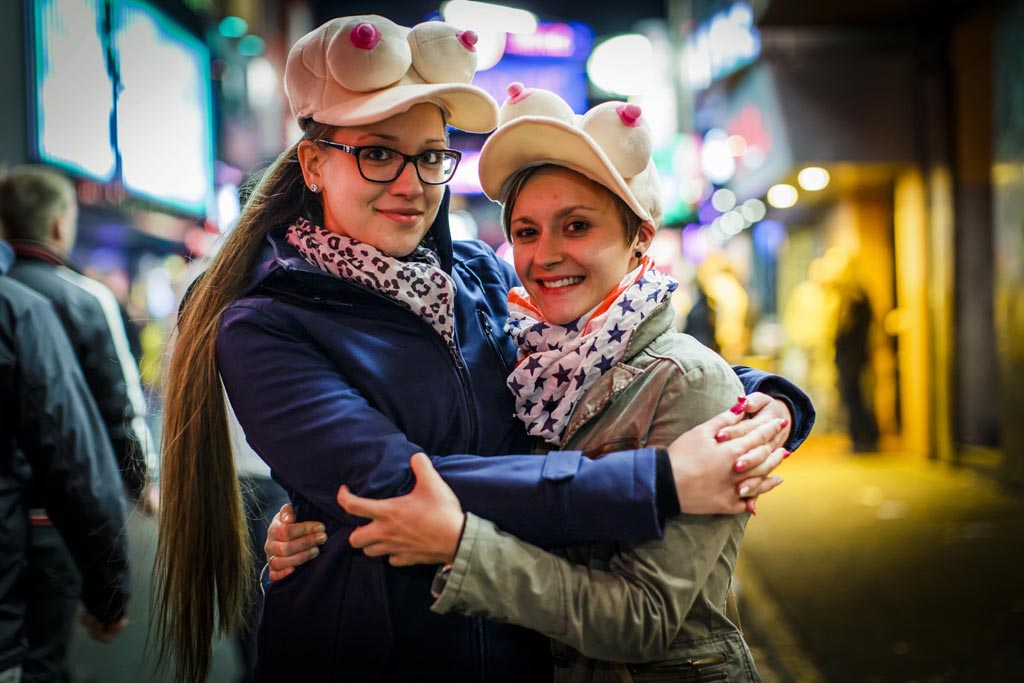 Urheberrechtlich geschuetzte Aufnahmen. Jede Verwendung ist honorarpflichtig und muss beim Urheber angezeigt werden!  [CREDIT: Lars Berg / WWW.LARSBERG.EU Ê- Lars Berg, Von der Tinnenstrasse 13, 48145 Muenster, Germany, mobile +49 179 1379630, Bank: Commerzbank Mnster, IBAN: DE09 4008 0040 0600 9372 00 BIC: DRES DE FF 400, Finanzamt Muenster-Innenstadt, Steuernummer 337/5017/1774, USt-IdNr. DE247738150 - Verwendung nur gegen Namensnennung, Beleg und Honorar entsprechend aktueller MFMPreisliste zzgl. 7 Prozent MwSt - Bei der Verwendung ausserhalb journalistischer Berichterstattung (z.B. Werbung etc.) bitte vorher mit dem Autor Kontakt aufnehmen. Es wird grundsaetzlich keine Einholung von Persoenlichkeits-, Kunst- oder Markenrechten zugesichert, es sei denn, dies ist hier in der Bildbeschriftung ausdruecklich vermerkt. Die Einholung dieser Rechte obliegt dem Nutzer. Es gelten die unter WWW.LARSBERG.EU aufgefhrten AGB. - NO MODEL RELEASE - ]