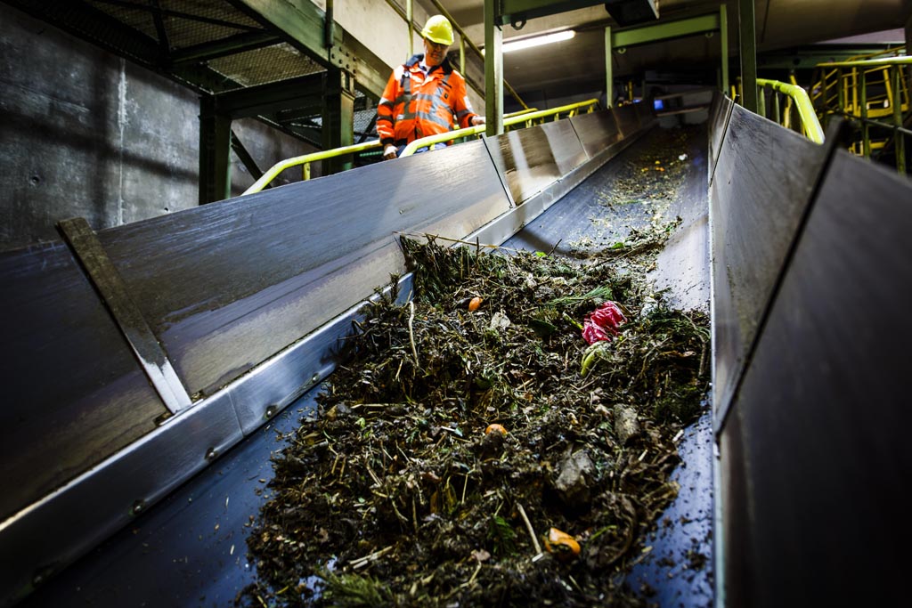 Urheberrechtlich geschuetzte Aufnahmen. Jede Verwendung ist honorarpflichtig und muss beim Urheber angezeigt werden!  [CREDIT: Lars Berg / WWW.LARSBERG.EU Ê- Lars Berg, Von der Tinnenstrasse 13, 48145 Muenster, Germany, mobile +49 179 1379630, Bank: Commerzbank Mnster, IBAN: DE09 4008 0040 0600 9372 00 BIC: DRES DE FF 400, Finanzamt Muenster-Innenstadt, Steuernummer 337/5017/1774, USt-IdNr. DE247738150 - Verwendung nur gegen Namensnennung, Beleg und Honorar entsprechend aktueller MFMPreisliste zzgl. 7 Prozent MwSt - Bei der Verwendung ausserhalb journalistischer Berichterstattung (z.B. Werbung etc.) bitte vorher mit dem Autor Kontakt aufnehmen. Es wird grundsaetzlich keine Einholung von Persoenlichkeits-, Kunst- oder Markenrechten zugesichert, es sei denn, dies ist hier in der Bildbeschriftung ausdruecklich vermerkt. Die Einholung dieser Rechte obliegt dem Nutzer. Es gelten die unter WWW.LARSBERG.EU aufgefhrten AGB. - NO MODEL RELEASE - ]
