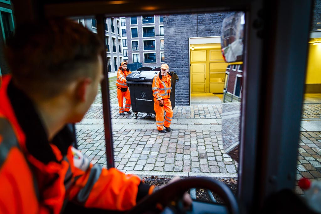 Urheberrechtlich geschuetzte Aufnahmen. Jede Verwendung ist honorarpflichtig und muss beim Urheber angezeigt werden!  [CREDIT: Lars Berg / WWW.LARSBERG.EU Ê- Lars Berg, Von der Tinnenstrasse 13, 48145 Muenster, Germany, mobile +49 179 1379630, Bank: Commerzbank Mnster, IBAN: DE09 4008 0040 0600 9372 00 BIC: DRES DE FF 400, Finanzamt Muenster-Innenstadt, Steuernummer 337/5017/1774, USt-IdNr. DE247738150 - Verwendung nur gegen Namensnennung, Beleg und Honorar entsprechend aktueller MFMPreisliste zzgl. 7 Prozent MwSt - Bei der Verwendung ausserhalb journalistischer Berichterstattung (z.B. Werbung etc.) bitte vorher mit dem Autor Kontakt aufnehmen. Es wird grundsaetzlich keine Einholung von Persoenlichkeits-, Kunst- oder Markenrechten zugesichert, es sei denn, dies ist hier in der Bildbeschriftung ausdruecklich vermerkt. Die Einholung dieser Rechte obliegt dem Nutzer. Es gelten die unter WWW.LARSBERG.EU aufgefhrten AGB. - NO MODEL RELEASE - ]