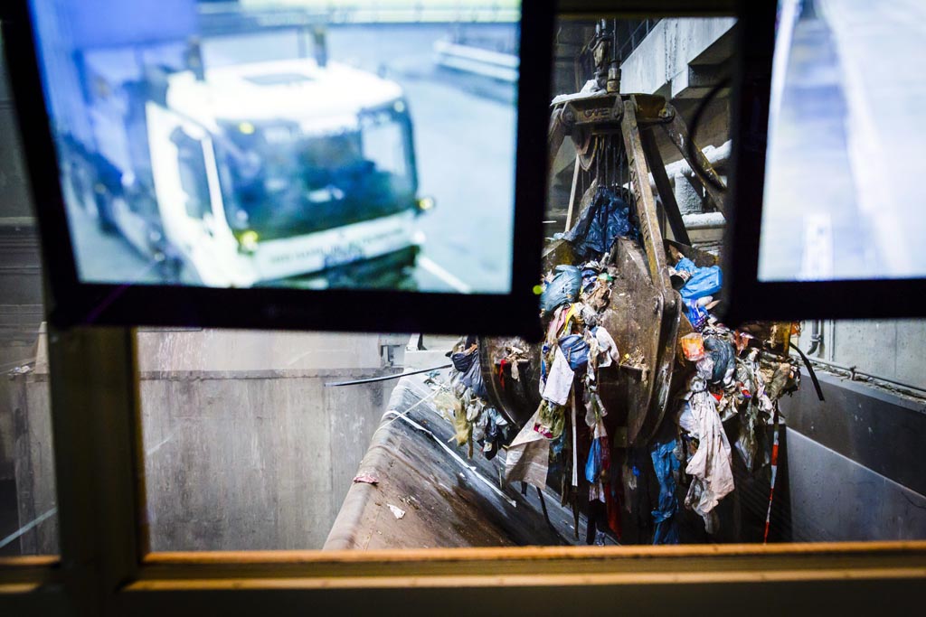 Urheberrechtlich geschuetzte Aufnahmen. Jede Verwendung ist honorarpflichtig und muss beim Urheber angezeigt werden!  [CREDIT: Lars Berg / WWW.LARSBERG.EU Ê- Lars Berg, Von der Tinnenstrasse 13, 48145 Muenster, Germany, mobile +49 179 1379630, Bank: Commerzbank Mnster, IBAN: DE09 4008 0040 0600 9372 00 BIC: DRES DE FF 400, Finanzamt Muenster-Innenstadt, Steuernummer 337/5017/1774, USt-IdNr. DE247738150 - Verwendung nur gegen Namensnennung, Beleg und Honorar entsprechend aktueller MFMPreisliste zzgl. 7 Prozent MwSt - Bei der Verwendung ausserhalb journalistischer Berichterstattung (z.B. Werbung etc.) bitte vorher mit dem Autor Kontakt aufnehmen. Es wird grundsaetzlich keine Einholung von Persoenlichkeits-, Kunst- oder Markenrechten zugesichert, es sei denn, dies ist hier in der Bildbeschriftung ausdruecklich vermerkt. Die Einholung dieser Rechte obliegt dem Nutzer. Es gelten die unter WWW.LARSBERG.EU aufgefhrten AGB. - NO MODEL RELEASE - ]