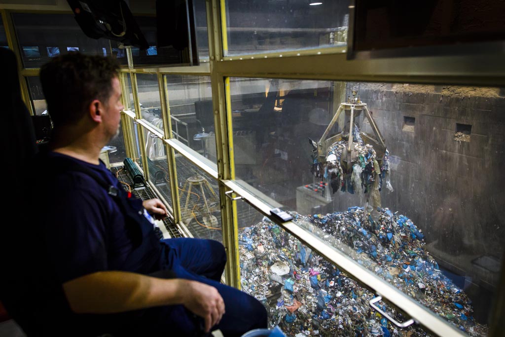 Urheberrechtlich geschuetzte Aufnahmen. Jede Verwendung ist honorarpflichtig und muss beim Urheber angezeigt werden!  [CREDIT: Lars Berg / WWW.LARSBERG.EU Ê- Lars Berg, Von der Tinnenstrasse 13, 48145 Muenster, Germany, mobile +49 179 1379630, Bank: Commerzbank Mnster, IBAN: DE09 4008 0040 0600 9372 00 BIC: DRES DE FF 400, Finanzamt Muenster-Innenstadt, Steuernummer 337/5017/1774, USt-IdNr. DE247738150 - Verwendung nur gegen Namensnennung, Beleg und Honorar entsprechend aktueller MFMPreisliste zzgl. 7 Prozent MwSt - Bei der Verwendung ausserhalb journalistischer Berichterstattung (z.B. Werbung etc.) bitte vorher mit dem Autor Kontakt aufnehmen. Es wird grundsaetzlich keine Einholung von Persoenlichkeits-, Kunst- oder Markenrechten zugesichert, es sei denn, dies ist hier in der Bildbeschriftung ausdruecklich vermerkt. Die Einholung dieser Rechte obliegt dem Nutzer. Es gelten die unter WWW.LARSBERG.EU aufgefhrten AGB. - NO MODEL RELEASE - ]