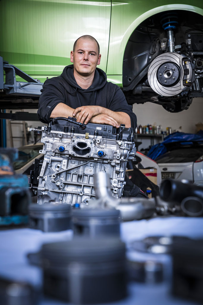 Urheberrechtlich Geschuetzte Aufnahmen.  [CREDIT: WWW.LARSBERG.EU Ê- Lars Berg, Von der Tinnenstrasse 13, 48145 Muenster, Germany, mobile +49 179 1379630, Bank: Dresdner Bank ÊKonto: 06 009 372 00, BLZ 400 800 40, IBAN: DE09 4008 0040 0600 9372 00 BIC: DRES DE FF 400, Finanzamt Muenster-Innenstadt, Steuernummer 337/5017/1774, USt-IdNr. DE247738150 - Verwendung nur gegen Namensnennung, Beleg und Honorar entsprechend aktueller MFMPreisliste zzgl. 7Prozent MwSt - Bei der Verwendung ausserhalb journalistischer Berichterstattung (z.B. Werbung etc.) bitte vorher mit dem Autor Kontakt aufnehmen. Es wird grundsaetzlich keine Einholung von Persoenlichkeits-, Kunst- oder Markenrechten zugesichert, es sei denn, dies ist hier in der Bildbeschriftung ausdruecklich vermerkt. Die Einholung dieser Rechte obliegt dem Nutzer. Es gelten die unter WWW.LARSBERG.EU aufgefhrten AGB`s. - NO MODEL RELEASE - ]