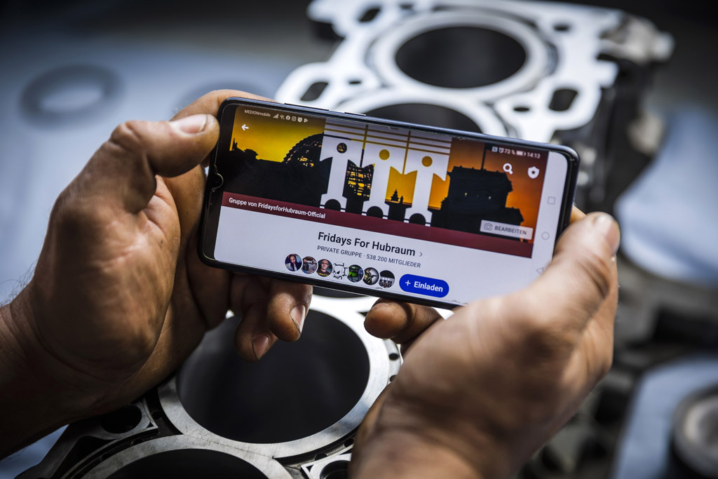 Urheberrechtlich Geschuetzte Aufnahmen.  [CREDIT: WWW.LARSBERG.EU Ê- Lars Berg, Von der Tinnenstrasse 13, 48145 Muenster, Germany, mobile +49 179 1379630, Bank: Dresdner Bank ÊKonto: 06 009 372 00, BLZ 400 800 40, IBAN: DE09 4008 0040 0600 9372 00 BIC: DRES DE FF 400, Finanzamt Muenster-Innenstadt, Steuernummer 337/5017/1774, USt-IdNr. DE247738150 - Verwendung nur gegen Namensnennung, Beleg und Honorar entsprechend aktueller MFMPreisliste zzgl. 7Prozent MwSt - Bei der Verwendung ausserhalb journalistischer Berichterstattung (z.B. Werbung etc.) bitte vorher mit dem Autor Kontakt aufnehmen. Es wird grundsaetzlich keine Einholung von Persoenlichkeits-, Kunst- oder Markenrechten zugesichert, es sei denn, dies ist hier in der Bildbeschriftung ausdruecklich vermerkt. Die Einholung dieser Rechte obliegt dem Nutzer. Es gelten die unter WWW.LARSBERG.EU aufgefhrten AGB`s. - NO MODEL RELEASE - ]