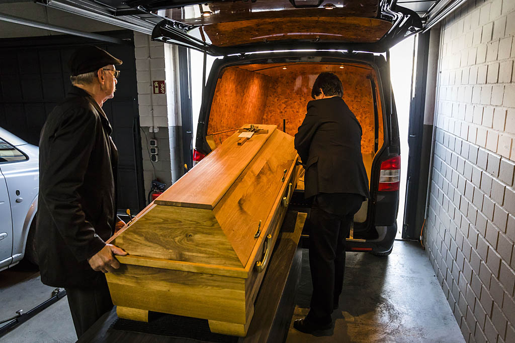 Urheberrechtlich geschuetzte Aufnahmen. Jede Verwendung ist honorarpflichtig und muss beim Urheber angezeigt werden!  [CREDIT: Lars Berg / WWW.LARSBERG.EU - Lars Berg, Von der Tinnenstrasse 13, 48145 Muenster, Germany, mobile +49 179 1379630, Bank: Commerzbank Mnster, IBAN: DE09 4008 0040 0600 9372 00 BIC: DRES DE FF 400, Finanzamt Muenster-Innenstadt, Steuernummer 337/5017/1774, USt-IdNr. DE247738150 - Verwendung nur gegen Namensnennung, Beleg und Honorar entsprechend aktueller MFMPreisliste zzgl. 7 Prozent MwSt - Bei der Verwendung ausserhalb journalistischer Berichterstattung (z.B. Werbung etc.) bitte vorher mit dem Autor Kontakt aufnehmen. Es wird grundsaetzlich keine Einholung von Persoenlichkeits-, Kunst- oder Markenrechten zugesichert, es sei denn, dies ist hier in der Bildbeschriftung ausdruecklich vermerkt. Die Einholung dieser Rechte obliegt dem Nutzer. Es gelten die unter WWW.LARSBERG.EU aufgefuehrten AGB. - NO MODEL RELEASE - ]