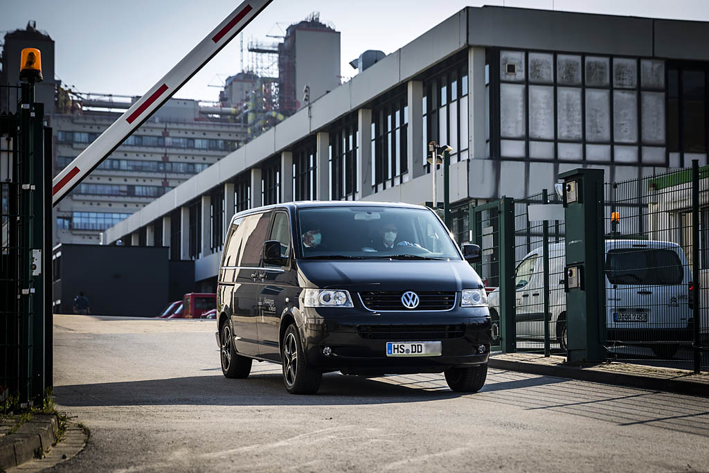 Urheberrechtlich geschuetzte Aufnahmen. Jede Verwendung ist honorarpflichtig und muss beim Urheber angezeigt werden!  [CREDIT: Lars Berg / WWW.LARSBERG.EU - Lars Berg, Von der Tinnenstrasse 13, 48145 Muenster, Germany, mobile +49 179 1379630, Bank: Commerzbank Mnster, IBAN: DE09 4008 0040 0600 9372 00 BIC: DRES DE FF 400, Finanzamt Muenster-Innenstadt, Steuernummer 337/5017/1774, USt-IdNr. DE247738150 - Verwendung nur gegen Namensnennung, Beleg und Honorar entsprechend aktueller MFMPreisliste zzgl. 7 Prozent MwSt - Bei der Verwendung ausserhalb journalistischer Berichterstattung (z.B. Werbung etc.) bitte vorher mit dem Autor Kontakt aufnehmen. Es wird grundsaetzlich keine Einholung von Persoenlichkeits-, Kunst- oder Markenrechten zugesichert, es sei denn, dies ist hier in der Bildbeschriftung ausdruecklich vermerkt. Die Einholung dieser Rechte obliegt dem Nutzer. Es gelten die unter WWW.LARSBERG.EU aufgefuehrten AGB. - NO MODEL RELEASE - ]