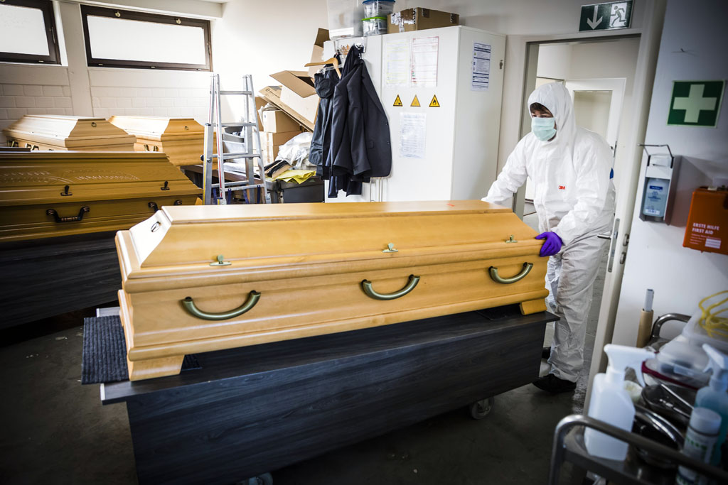 Urheberrechtlich geschuetzte Aufnahmen. Jede Verwendung ist honorarpflichtig und muss beim Urheber angezeigt werden!  [CREDIT: Lars Berg / WWW.LARSBERG.EU - Lars Berg, Von der Tinnenstrasse 13, 48145 Muenster, Germany, mobile +49 179 1379630, Bank: Commerzbank Mnster, IBAN: DE09 4008 0040 0600 9372 00 BIC: DRES DE FF 400, Finanzamt Muenster-Innenstadt, Steuernummer 337/5017/1774, USt-IdNr. DE247738150 - Verwendung nur gegen Namensnennung, Beleg und Honorar entsprechend aktueller MFMPreisliste zzgl. 7 Prozent MwSt - Bei der Verwendung ausserhalb journalistischer Berichterstattung (z.B. Werbung etc.) bitte vorher mit dem Autor Kontakt aufnehmen. Es wird grundsaetzlich keine Einholung von Persoenlichkeits-, Kunst- oder Markenrechten zugesichert, es sei denn, dies ist hier in der Bildbeschriftung ausdruecklich vermerkt. Die Einholung dieser Rechte obliegt dem Nutzer. Es gelten die unter WWW.LARSBERG.EU aufgefuehrten AGB. - NO MODEL RELEASE - ]