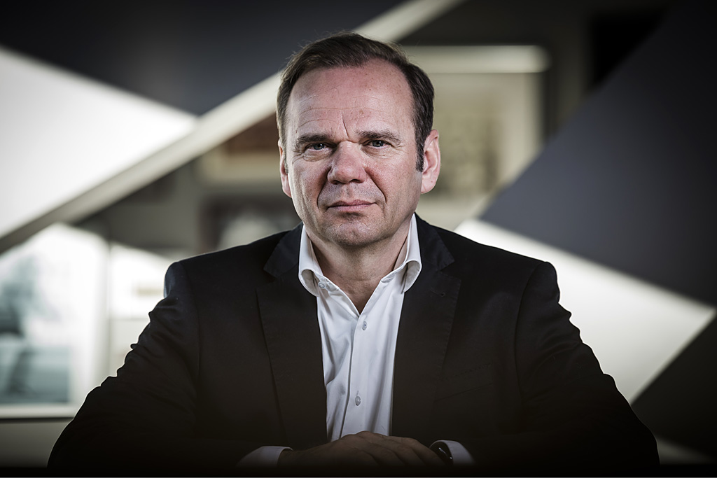 Urheberrechtlich geschuetzte Aufnahmen. Jede Verwendung ist honorarpflichtig und muss beim Urheber angezeigt werden!  [CREDIT: Lars Berg / WWW.LARSBERG.EU Ê- Lars Berg, Von der Tinnenstrasse 13, 48145 Muenster, Germany, mobile +49 179 1379630, Bank: Commerzbank Mnster, IBAN: DE09 4008 0040 0600 9372 00 BIC: DRES DE FF 400, Finanzamt Muenster-Innenstadt, Steuernummer 337/5017/1774, USt-IdNr. DE247738150 - Verwendung nur gegen Namensnennung, Beleg und Honorar entsprechend aktueller MFMPreisliste zzgl. 7 Prozent MwSt - Bei der Verwendung ausserhalb journalistischer Berichterstattung (z.B. Werbung etc.) bitte vorher mit dem Autor Kontakt aufnehmen. Es wird grundsaetzlich keine Einholung von Persoenlichkeits-, Kunst- oder Markenrechten zugesichert, es sei denn, dies ist hier in der Bildbeschriftung ausdruecklich vermerkt. Die Einholung dieser Rechte obliegt dem Nutzer. Es gelten die unter WWW.LARSBERG.EU aufgefhrten AGB. - NO MODEL RELEASE - ]