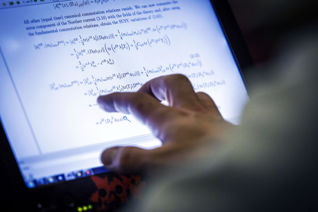 Urheberrechtlich Geschuetzte Aufnahmen.  [CREDIT: WWW.LARSBERG.EU Ê- Lars Berg, Von der Tinnenstrasse 13, 48145 Muenster, Germany, mobile +49 179 1379630, Bank: Dresdner Bank ÊKonto: 06 009 372 00, BLZ 400 800 40, IBAN: DE09 4008 0040 0600 9372 00 BIC: DRES DE FF 400, Finanzamt Muenster-Innenstadt, Steuernummer 337/5017/1774, USt-IdNr. DE247738150 - Verwendung nur gegen Namensnennung, Beleg und Honorar entsprechend aktueller MFMPreisliste zzgl. 7Prozent MwSt - Bei der Verwendung ausserhalb journalistischer Berichterstattung (z.B. Werbung etc.) bitte vorher mit dem Autor Kontakt aufnehmen. Es wird grundsaetzlich keine Einholung von Persoenlichkeits-, Kunst- oder Markenrechten zugesichert, es sei denn, dies ist hier in der Bildbeschriftung ausdruecklich vermerkt. Die Einholung dieser Rechte obliegt dem Nutzer. Es gelten die unter WWW.LARSBERG.EU aufgefhrten AGB`s. - NO MODEL RELEASE - ]