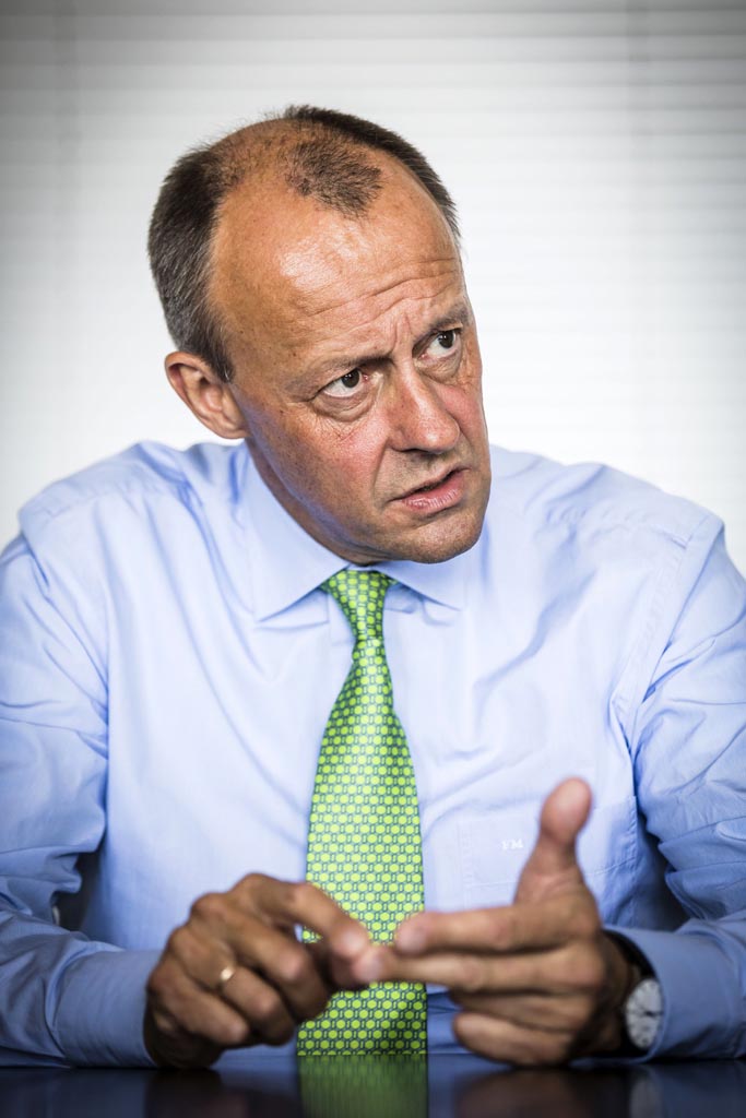 Urheberrechtlich geschuetzte Aufnahmen. Jede Verwendung ist honorarpflichtig und muss beim Urheber vorher angezeigt werden!  [CREDIT: Lars Berg / WWW.LARSBERG.EU Ê- Lars Berg, Von der Tinnenstrasse 13, 48145 Muenster, Germany, mobile +49 179 1379630, Bank: Commerzbank Mnster, IBAN: DE09 4008 0040 0600 9372 00 BIC: DRES DE FF 400, Finanzamt Muenster-Innenstadt, Steuernummer 337/5017/1774, USt-IdNr. DE247738150 - Verwendung nur gegen Namensnennung, Beleg und Honorar entsprechend aktueller MFMPreisliste zzgl. 7 Prozent MwSt - Bei der Verwendung ausserhalb journalistischer Berichterstattung (z.B. Werbung etc.) bitte vorher mit dem Autor Kontakt aufnehmen. Es wird grundsaetzlich keine Einholung von Persoenlichkeits-, Kunst- oder Markenrechten zugesichert, es sei denn, dies ist hier in der Bildbeschriftung ausdruecklich vermerkt. Die Einholung dieser Rechte obliegt dem Nutzer. Es gelten die unter WWW.LARSBERG.EU aufgefhrten AGB. - NO MODEL RELEASE - ]