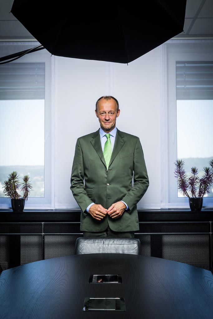 Urheberrechtlich geschuetzte Aufnahmen. Jede Verwendung ist honorarpflichtig und muss beim Urheber vorher angezeigt werden!  [CREDIT: Lars Berg / WWW.LARSBERG.EU Ê- Lars Berg, Von der Tinnenstrasse 13, 48145 Muenster, Germany, mobile +49 179 1379630, Bank: Commerzbank Mnster, IBAN: DE09 4008 0040 0600 9372 00 BIC: DRES DE FF 400, Finanzamt Muenster-Innenstadt, Steuernummer 337/5017/1774, USt-IdNr. DE247738150 - Verwendung nur gegen Namensnennung, Beleg und Honorar entsprechend aktueller MFMPreisliste zzgl. 7 Prozent MwSt - Bei der Verwendung ausserhalb journalistischer Berichterstattung (z.B. Werbung etc.) bitte vorher mit dem Autor Kontakt aufnehmen. Es wird grundsaetzlich keine Einholung von Persoenlichkeits-, Kunst- oder Markenrechten zugesichert, es sei denn, dies ist hier in der Bildbeschriftung ausdruecklich vermerkt. Die Einholung dieser Rechte obliegt dem Nutzer. Es gelten die unter WWW.LARSBERG.EU aufgefhrten AGB. - NO MODEL RELEASE - ]