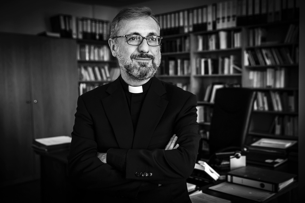 Urheberrechtlich geschuetzte Aufnahmen. Jede Verwendung ist honorarpflichtig und muss beim Urheber angezeigt werden!  [CREDIT: Lars Berg / WWW.LARSBERG.EU - Lars Berg, Von der Tinnenstrasse 13, 48145 Muenster, Germany, mobile +49 179 1379630, Bank: Commerzbank Mnster, IBAN: DE09 4008 0040 0600 9372 00 BIC: DRES DE FF 400, Finanzamt Muenster-Innenstadt, Steuernummer 337/5017/1774, USt-IdNr. DE247738150 - Verwendung nur gegen Namensnennung, Beleg und Honorar entsprechend aktueller MFMPreisliste zzgl. 7 Prozent MwSt - Bei der Verwendung ausserhalb journalistischer Berichterstattung (z.B. Werbung etc.) bitte vorher mit dem Autor Kontakt aufnehmen. Es wird grundsaetzlich keine Einholung von Persoenlichkeits-, Kunst- oder Markenrechten zugesichert, es sei denn, dies ist hier in der Bildbeschriftung ausdruecklich vermerkt. Die Einholung dieser Rechte obliegt dem Nutzer. Es gelten die unter WWW.LARSBERG.EU aufgefuehrten AGB. - NO MODEL RELEASE - ]