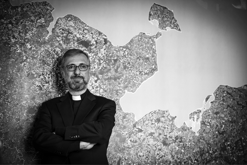 Urheberrechtlich geschuetzte Aufnahmen. Jede Verwendung ist honorarpflichtig und muss beim Urheber angezeigt werden!  [CREDIT: Lars Berg / WWW.LARSBERG.EU - Lars Berg, Von der Tinnenstrasse 13, 48145 Muenster, Germany, mobile +49 179 1379630, Bank: Commerzbank Mnster, IBAN: DE09 4008 0040 0600 9372 00 BIC: DRES DE FF 400, Finanzamt Muenster-Innenstadt, Steuernummer 337/5017/1774, USt-IdNr. DE247738150 - Verwendung nur gegen Namensnennung, Beleg und Honorar entsprechend aktueller MFMPreisliste zzgl. 7 Prozent MwSt - Bei der Verwendung ausserhalb journalistischer Berichterstattung (z.B. Werbung etc.) bitte vorher mit dem Autor Kontakt aufnehmen. Es wird grundsaetzlich keine Einholung von Persoenlichkeits-, Kunst- oder Markenrechten zugesichert, es sei denn, dies ist hier in der Bildbeschriftung ausdruecklich vermerkt. Die Einholung dieser Rechte obliegt dem Nutzer. Es gelten die unter WWW.LARSBERG.EU aufgefuehrten AGB. - NO MODEL RELEASE - ]