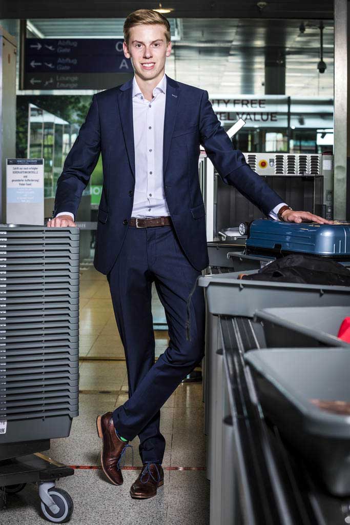 Urheberrechtlich geschuetzte Aufnahmen. Jede Verwendung ist honorarpflichtig und muss beim Urheber angezeigt werden!  [CREDIT: Lars Berg / WWW.LARSBERG.EU - Lars Berg, Von der Tinnenstrasse 13, 48145 Muenster, Germany, mobile +49 179 1379630, Bank: Commerzbank Mnster, IBAN: DE09 4008 0040 0600 9372 00 BIC: DRES DE FF 400, Finanzamt Muenster-Innenstadt, Steuernummer 337/5017/1774, USt-IdNr. DE247738150 - Verwendung nur gegen Namensnennung, Beleg und Honorar entsprechend aktueller MFMPreisliste zzgl. 7 Prozent MwSt - Bei der Verwendung ausserhalb journalistischer Berichterstattung (z.B. Werbung etc.) bitte vorher mit dem Autor Kontakt aufnehmen. Es wird grundsaetzlich keine Einholung von Persoenlichkeits-, Kunst- oder Markenrechten zugesichert, es sei denn, dies ist hier in der Bildbeschriftung ausdruecklich vermerkt. Die Einholung dieser Rechte obliegt dem Nutzer. Es gelten die unter WWW.LARSBERG.EU aufgefuehrten AGB. - NO MODEL RELEASE - ]