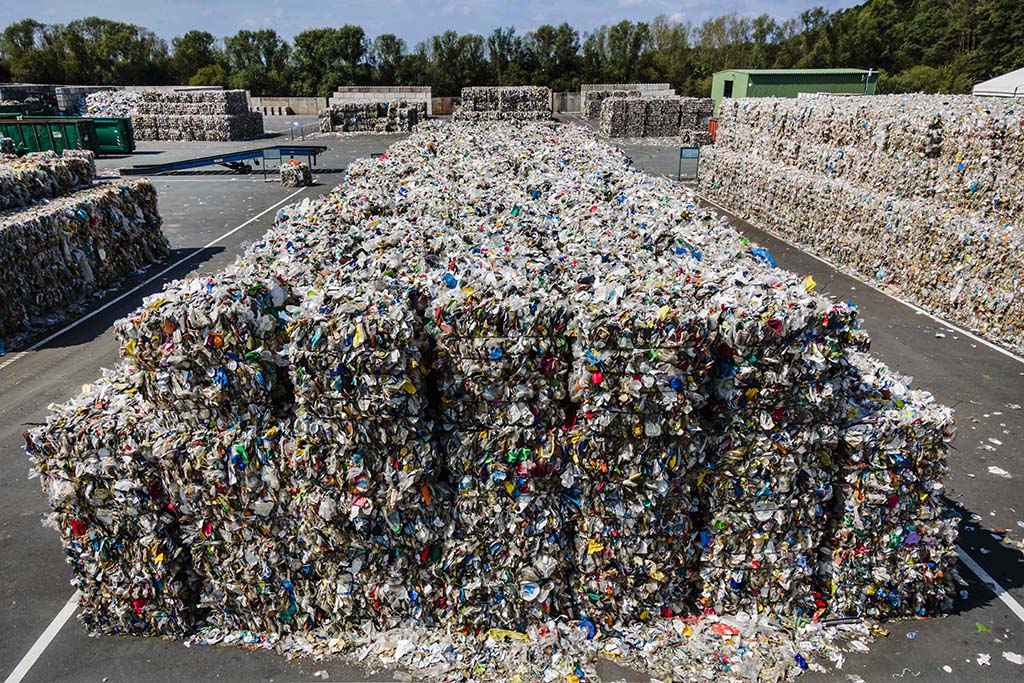 Urheberrechtlich geschuetzte Aufnahmen. Jede Verwendung ist honorarpflichtig und muss beim Urheber angezeigt werden!  [CREDIT: Lars Berg / WWW.LARSBERG.EU - Lars Berg, Von der Tinnenstrasse 13, 48145 Muenster, Germany, mobile +49 179 1379630, Bank: Commerzbank Mnster, IBAN: DE09 4008 0040 0600 9372 00 BIC: DRES DE FF 400, Finanzamt Muenster-Innenstadt, Steuernummer 337/5017/1774, USt-IdNr. DE247738150 - Verwendung nur gegen Namensnennung, Beleg und Honorar entsprechend aktueller MFMPreisliste zzgl. 7 Prozent MwSt - Bei der Verwendung ausserhalb journalistischer Berichterstattung (z.B. Werbung etc.) bitte vorher mit dem Autor Kontakt aufnehmen. Es wird grundsaetzlich keine Einholung von Persoenlichkeits-, Kunst- oder Markenrechten zugesichert, es sei denn, dies ist hier in der Bildbeschriftung ausdruecklich vermerkt. Die Einholung dieser Rechte obliegt dem Nutzer. Es gelten die unter WWW.LARSBERG.EU aufgefuehrten AGB. - NO MODEL RELEASE - ]